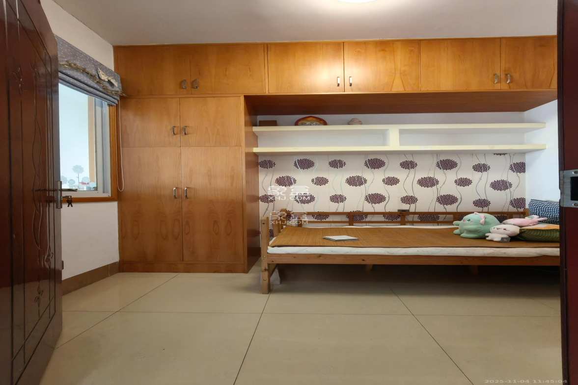 恒基凯旋门一二期 1室1厅1卫 1700.0元/月 恒基凯旋门一二期 1室1厅1卫 1700.0元/月室内图