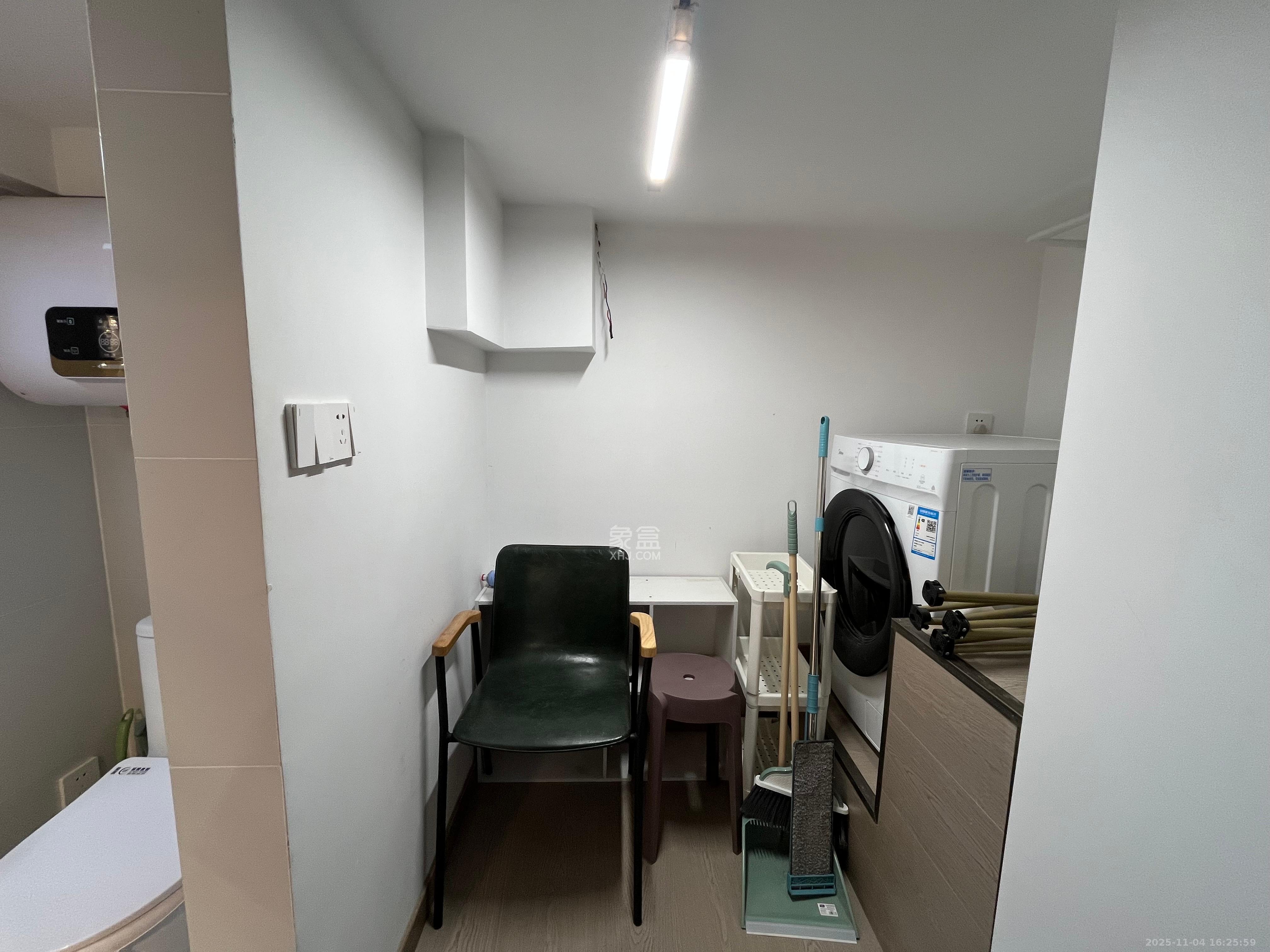 时代MOMA云PARK  1室1厅1卫    1500.0元/月室内图