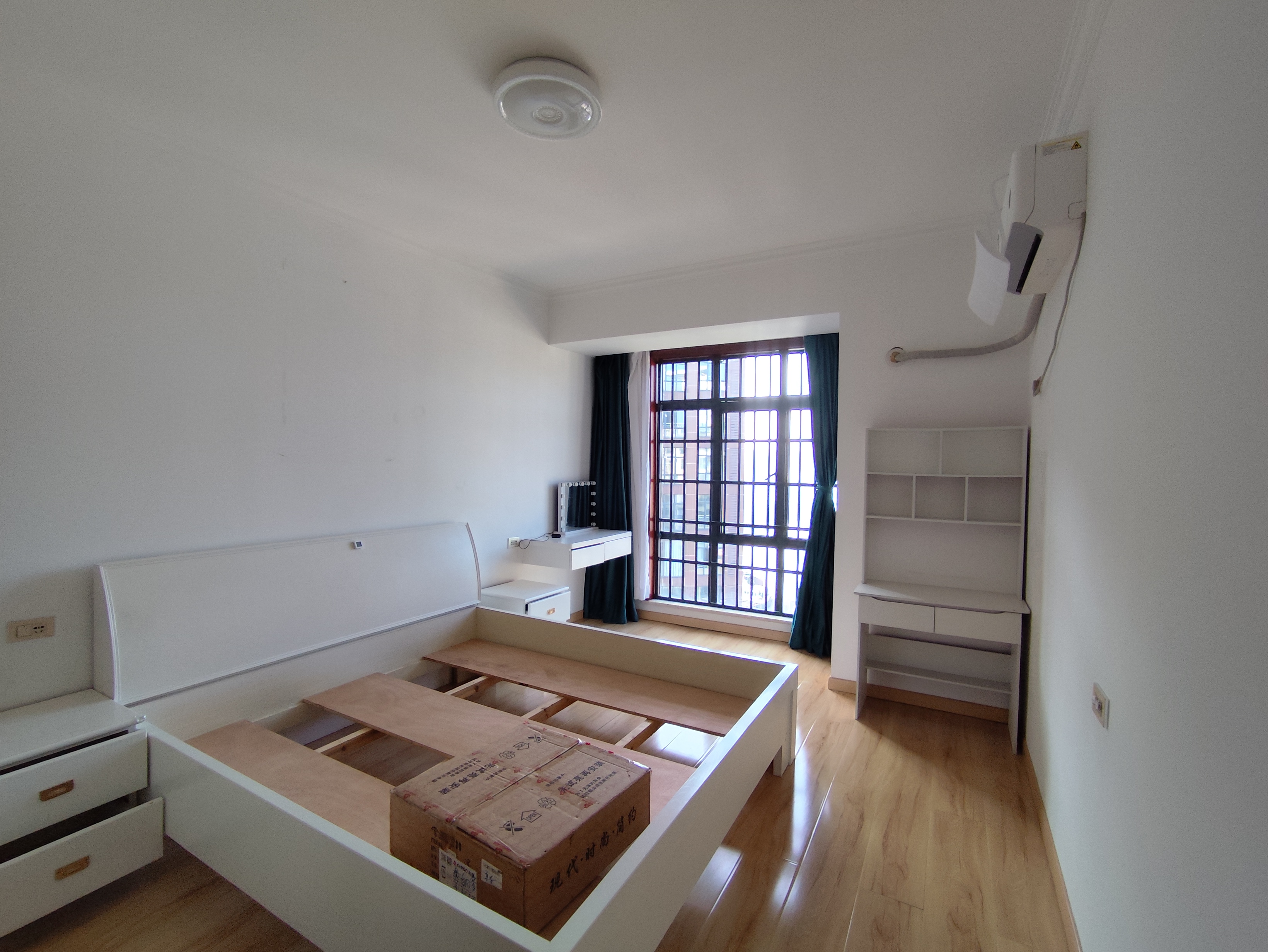 南门口安置小区一期  1室0厅0卫    2400.0元/月室内图