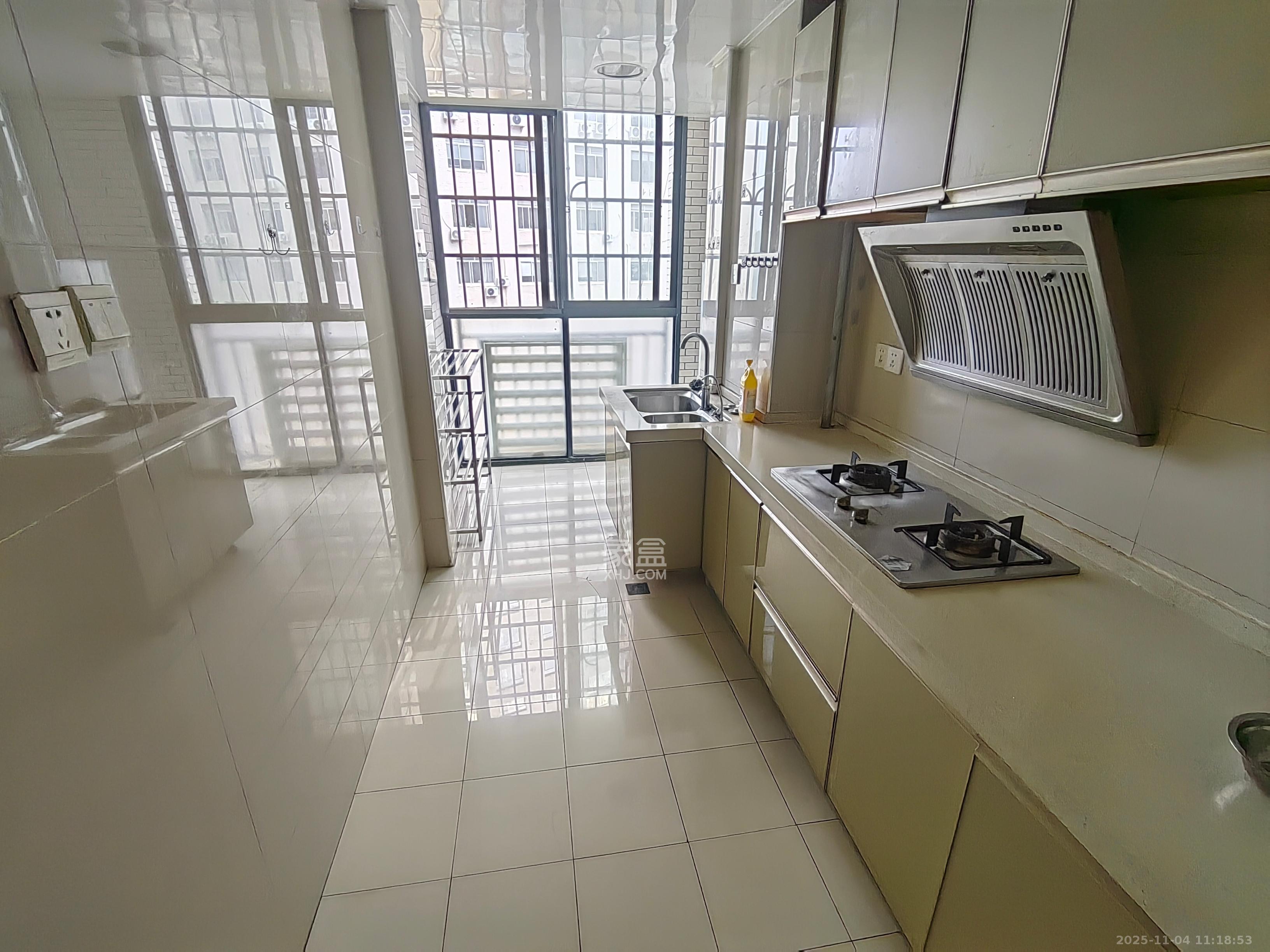 世纪桃花苑  2室2厅1卫    1700.0元/月室内图