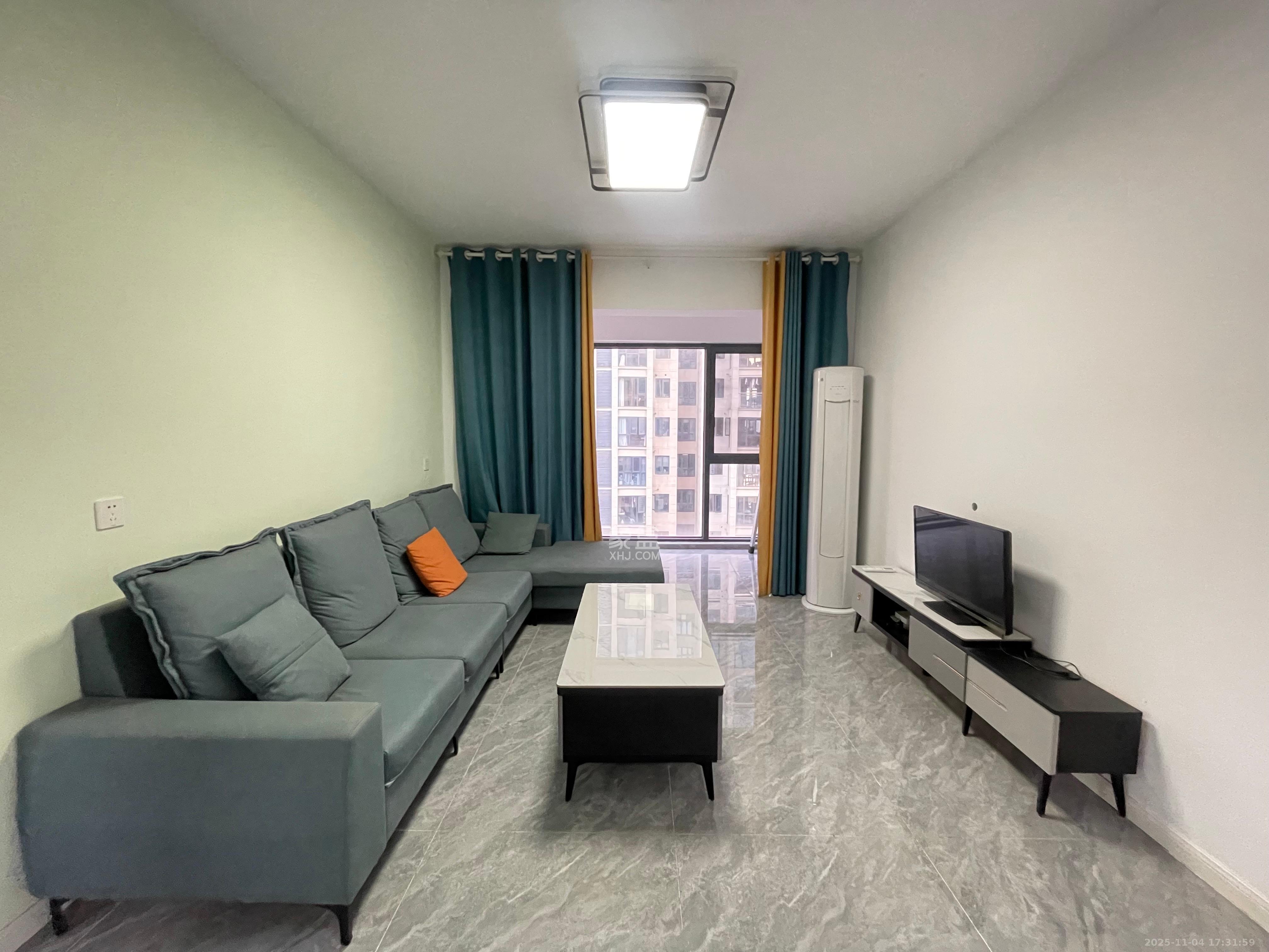 五江书香苑  3室2厅1卫    2900.0元/月