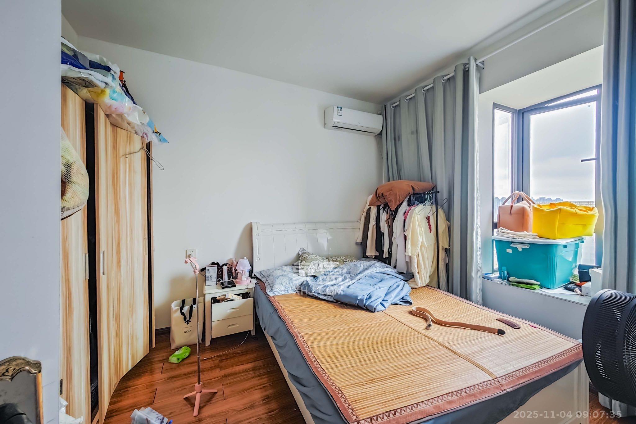 半山壹号 3室2厅1卫 2500.0元/月 半山壹号 3室2厅1卫 2500.0元/月室内图