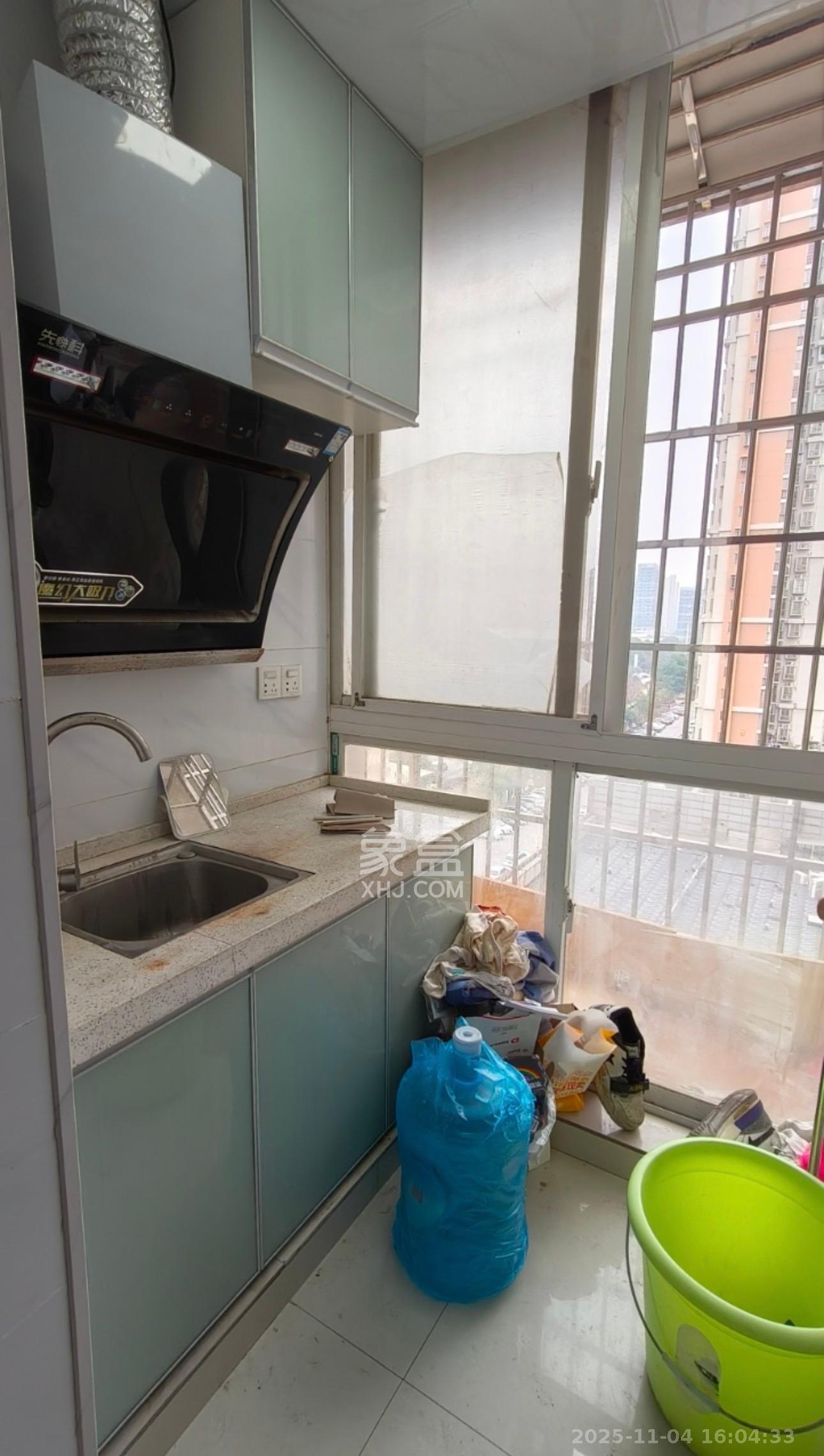 中房F联邦  1室1厅1卫    1000.0元/月室内图