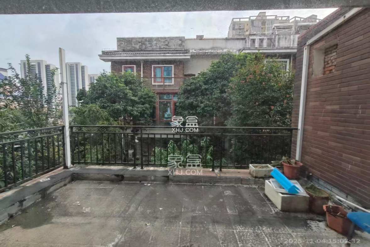 幸福里(幸福里一期) 6室2厅2卫 2900.0元/月 幸福里(幸福里一期) 6室2厅2卫 2900.0元/月室内图