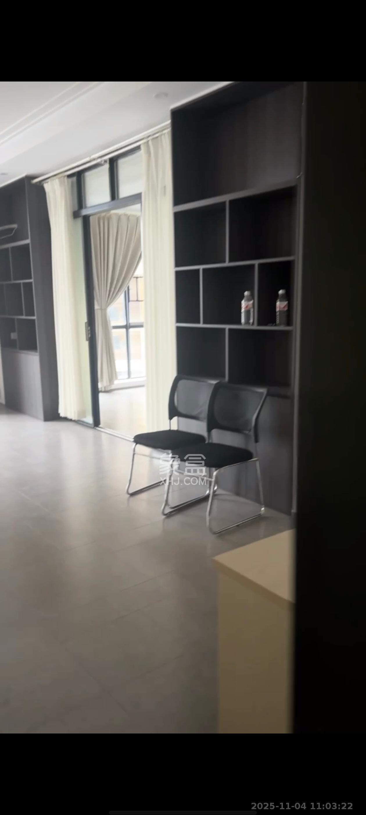 叠彩兰亭  1室1厅1卫    3500.0元/月