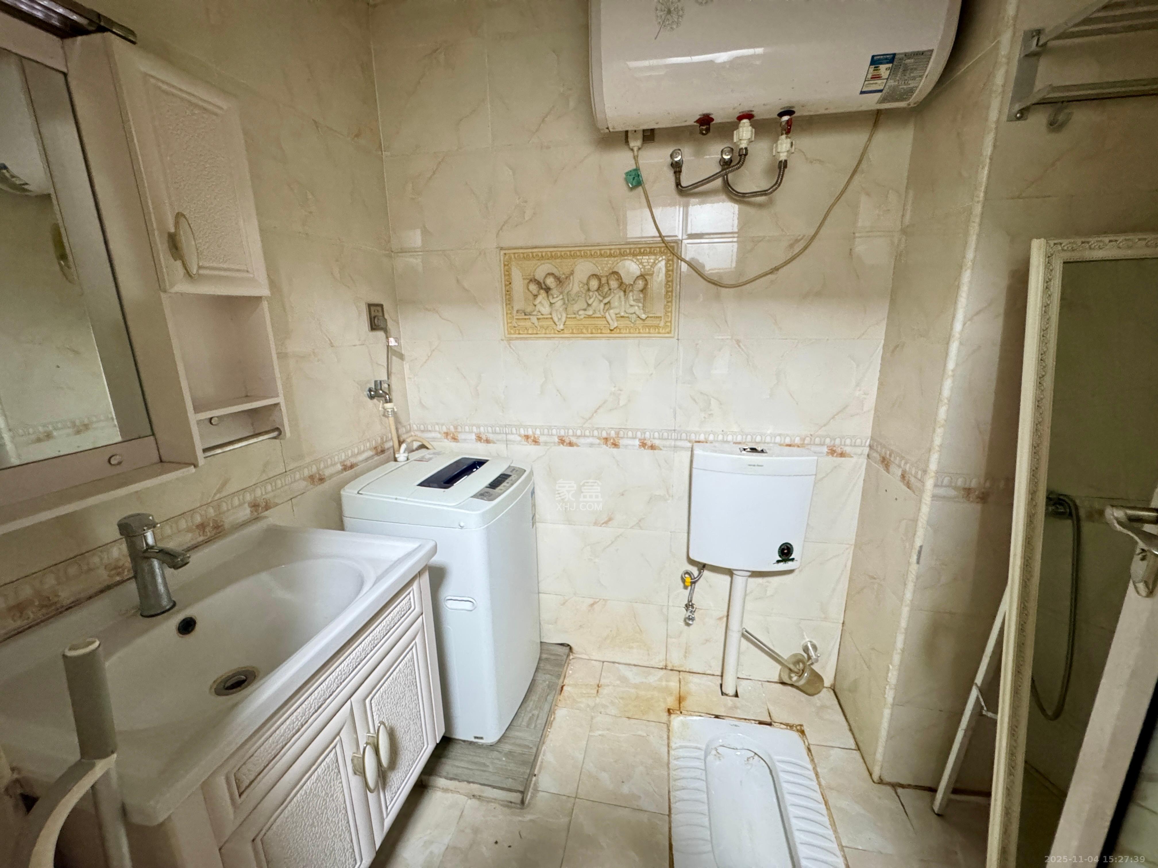 达美D6区  1室1厅1卫    1500.0元/月室内图