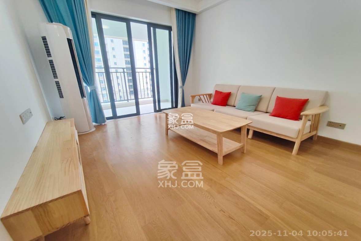 阳光城尚东湾青柠园 3室2厅1卫 2300.0元/月 阳光城尚东湾青柠园 3室2厅1卫 2300.0元/月室内图