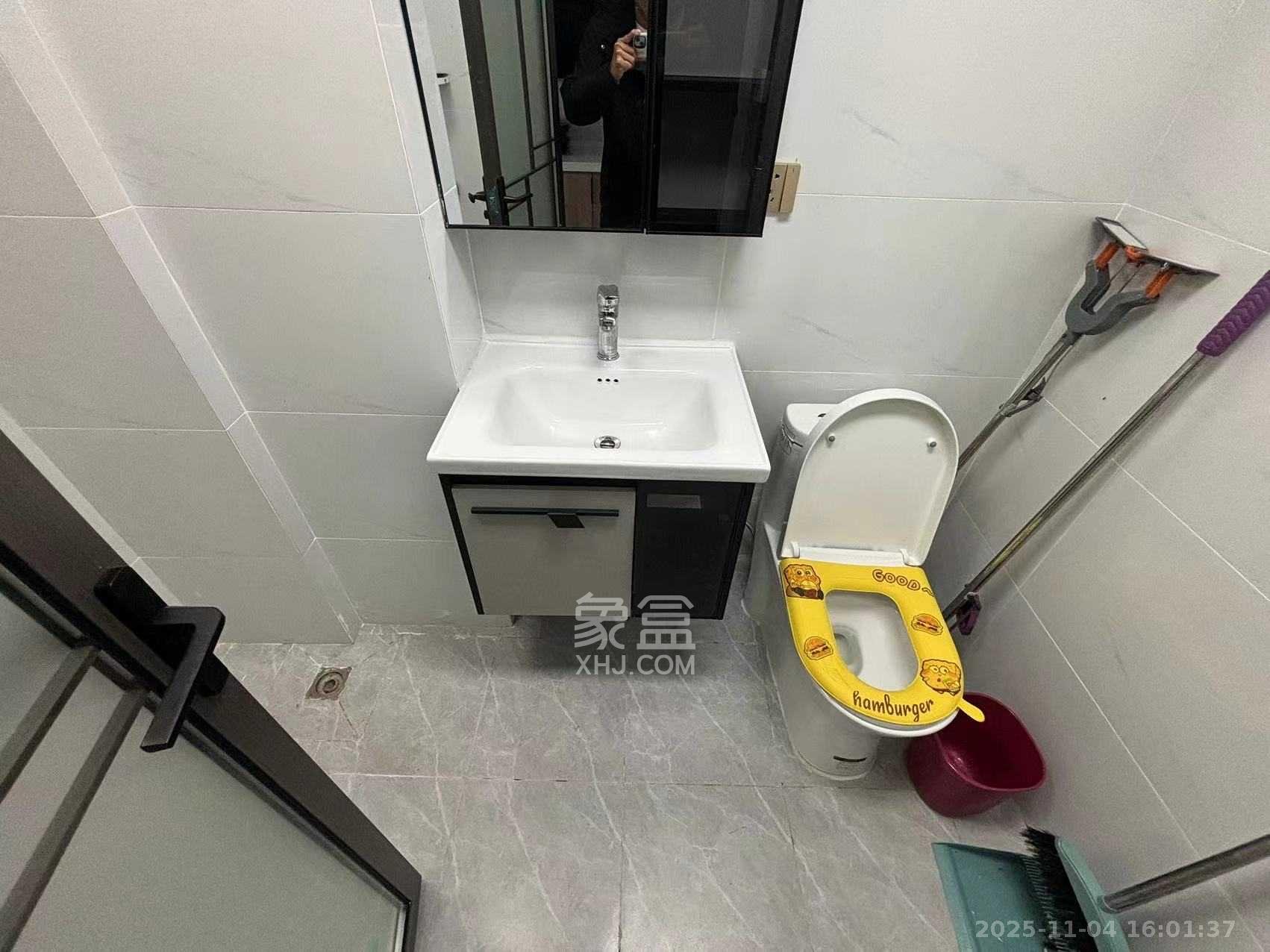 中海珑悦府  1室0厅0卫    1100.0元/月室内图