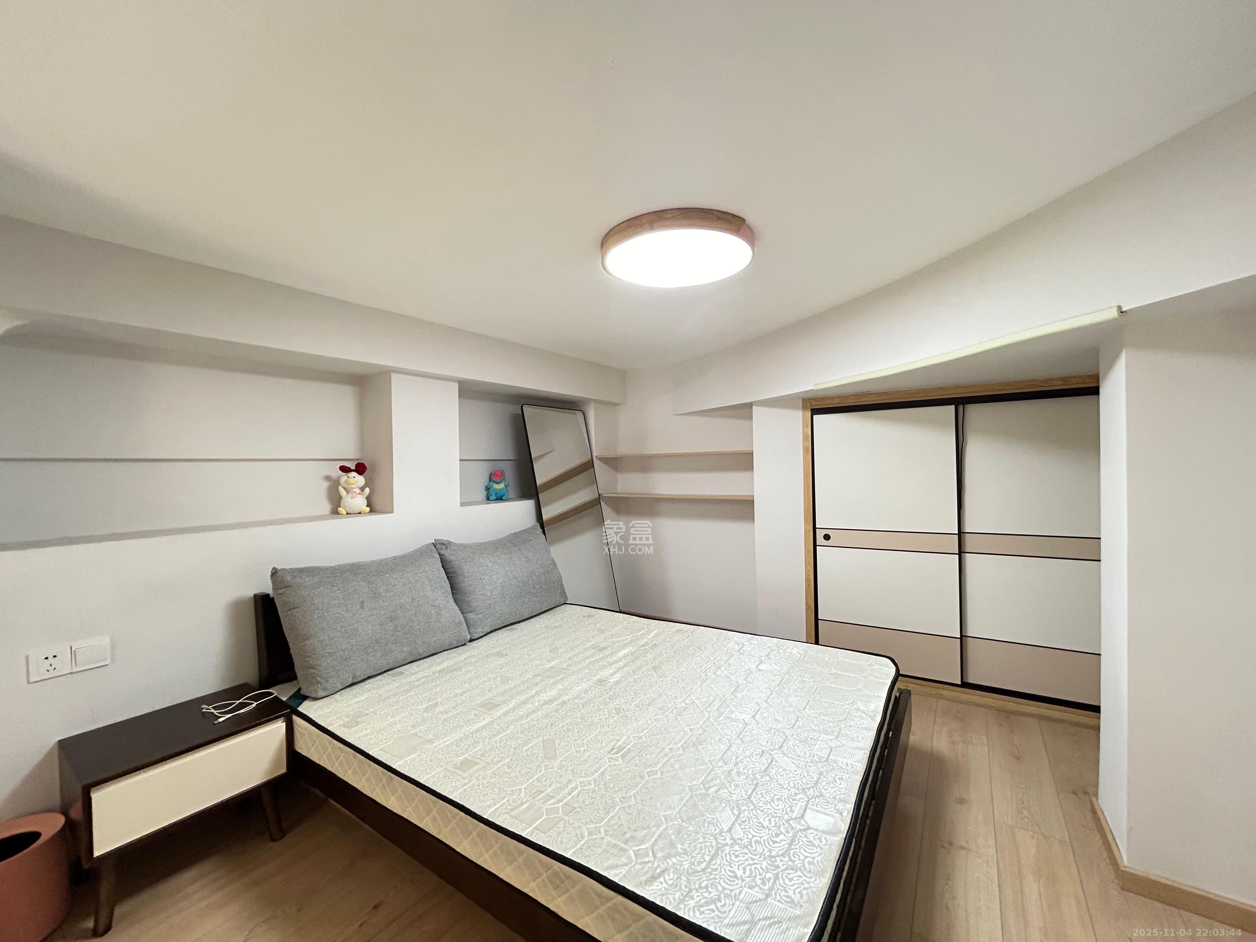 欣隆居 2室1厅1卫 2500.0元/月 欣隆居 2室1厅1卫 2500.0元/月室内图