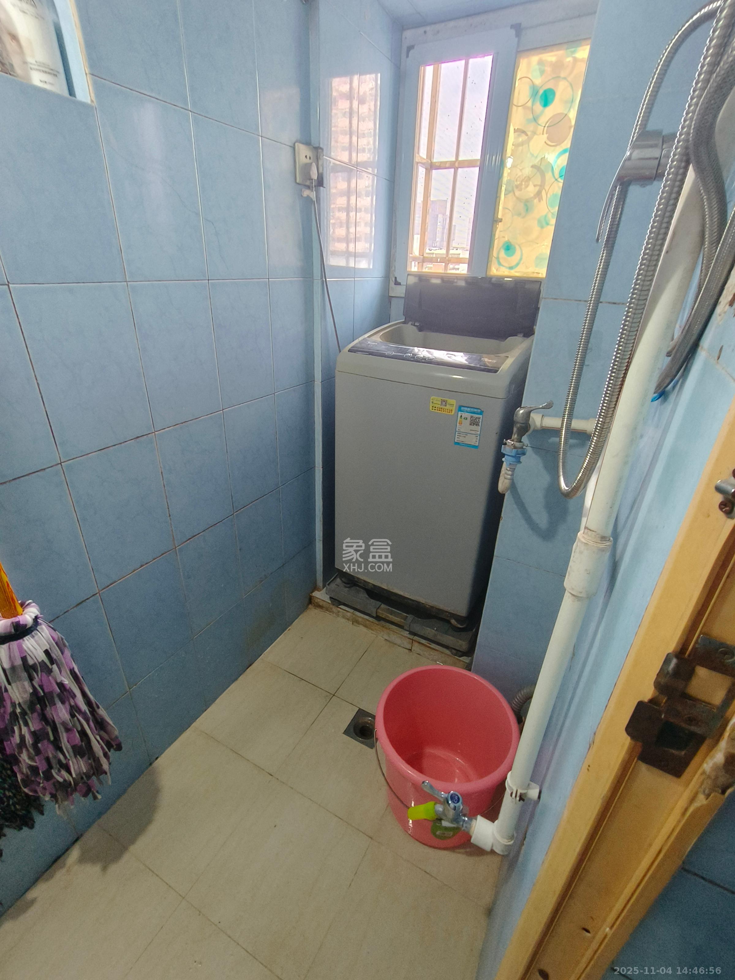 上碧湘街散盘  1室0厅0卫    1500.0元/月室内图