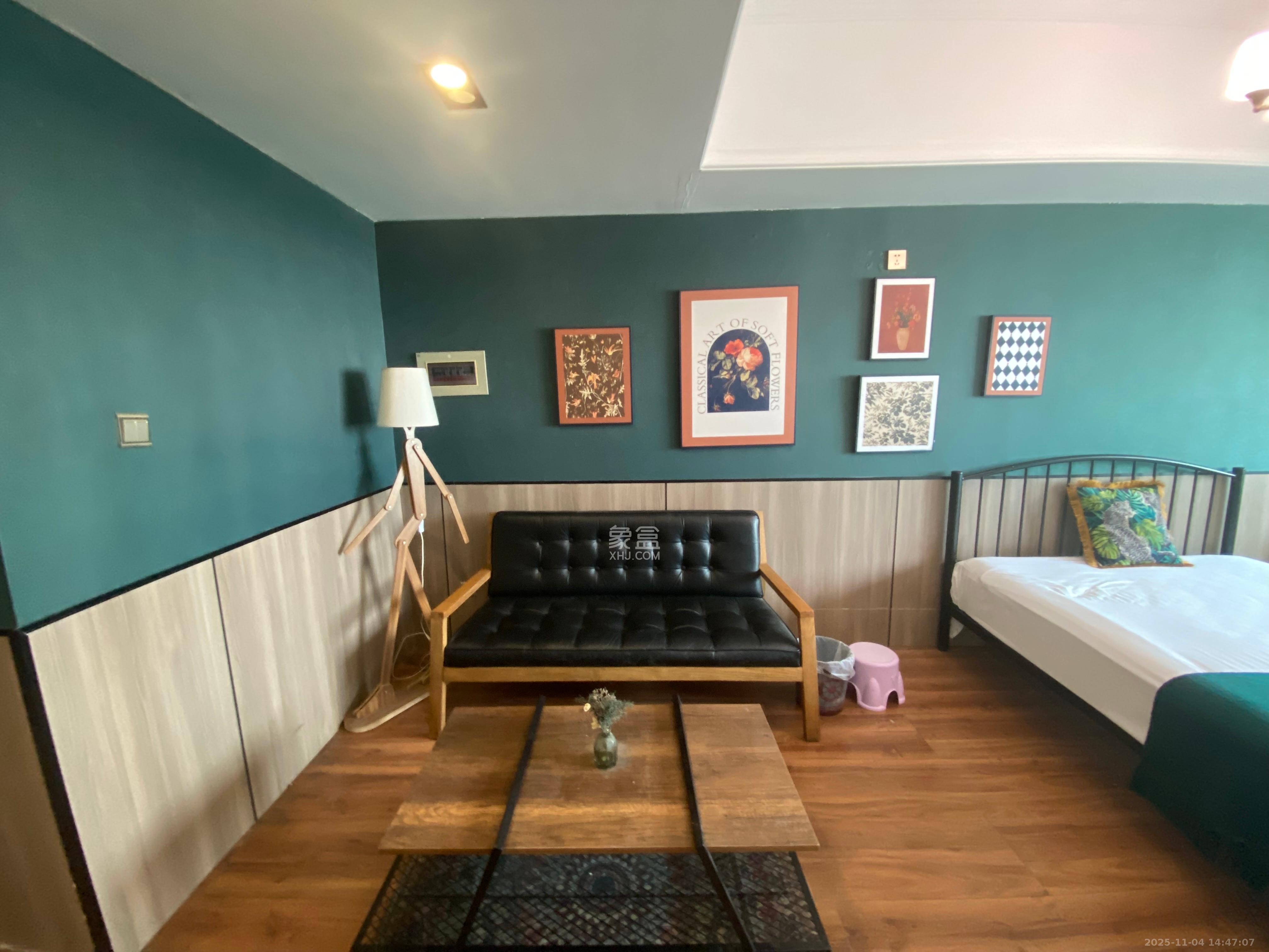 上城星座  1室1厅1卫    1700.0元/月室内图