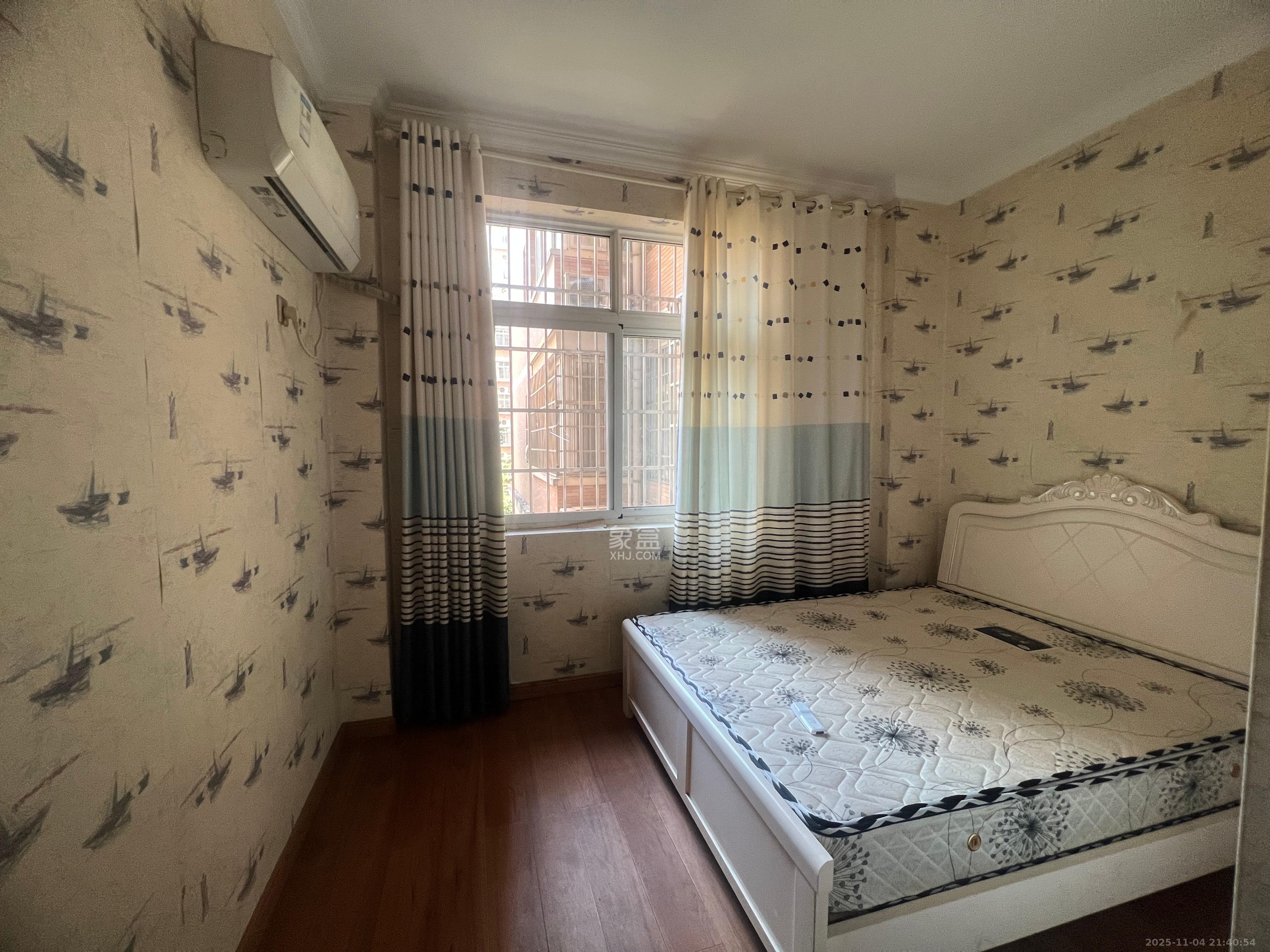 星城国际  3室2厅2卫    1800.0元/月室内图