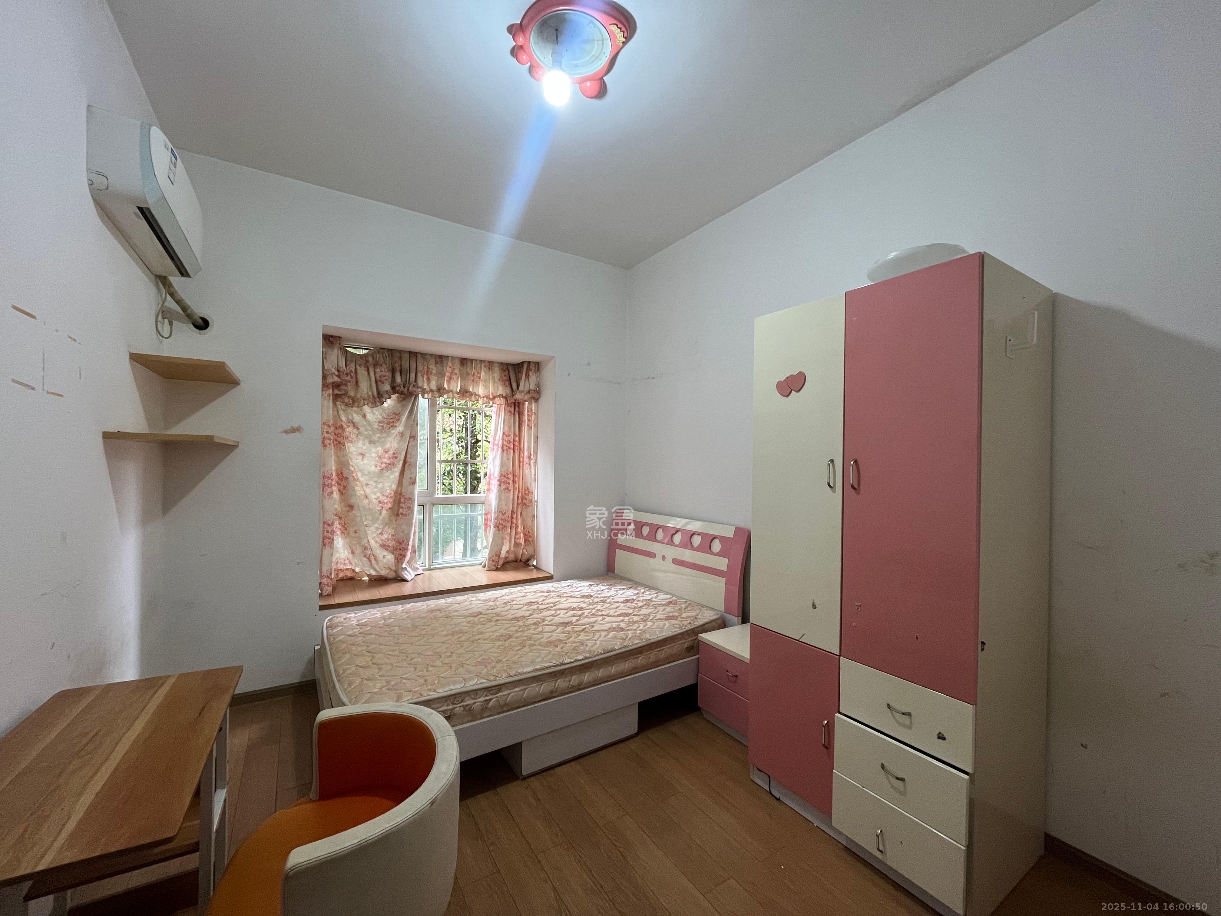 星城国际  3室2厅2卫    1500.0元/月室内图