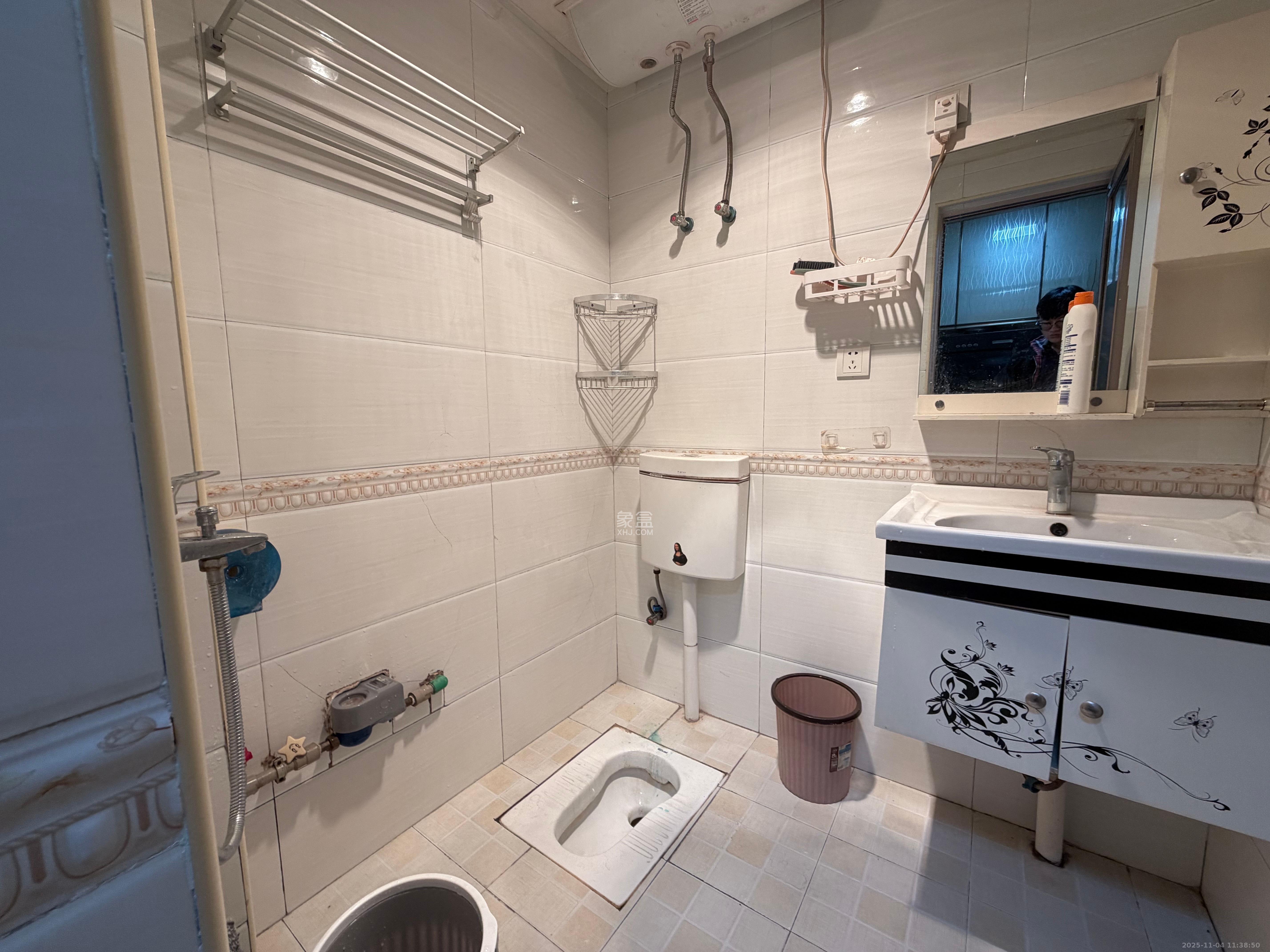 达美D6区 1室1厅1卫 1400.0元/月 达美D6区 1室1厅1卫 1400.0元/月室内图