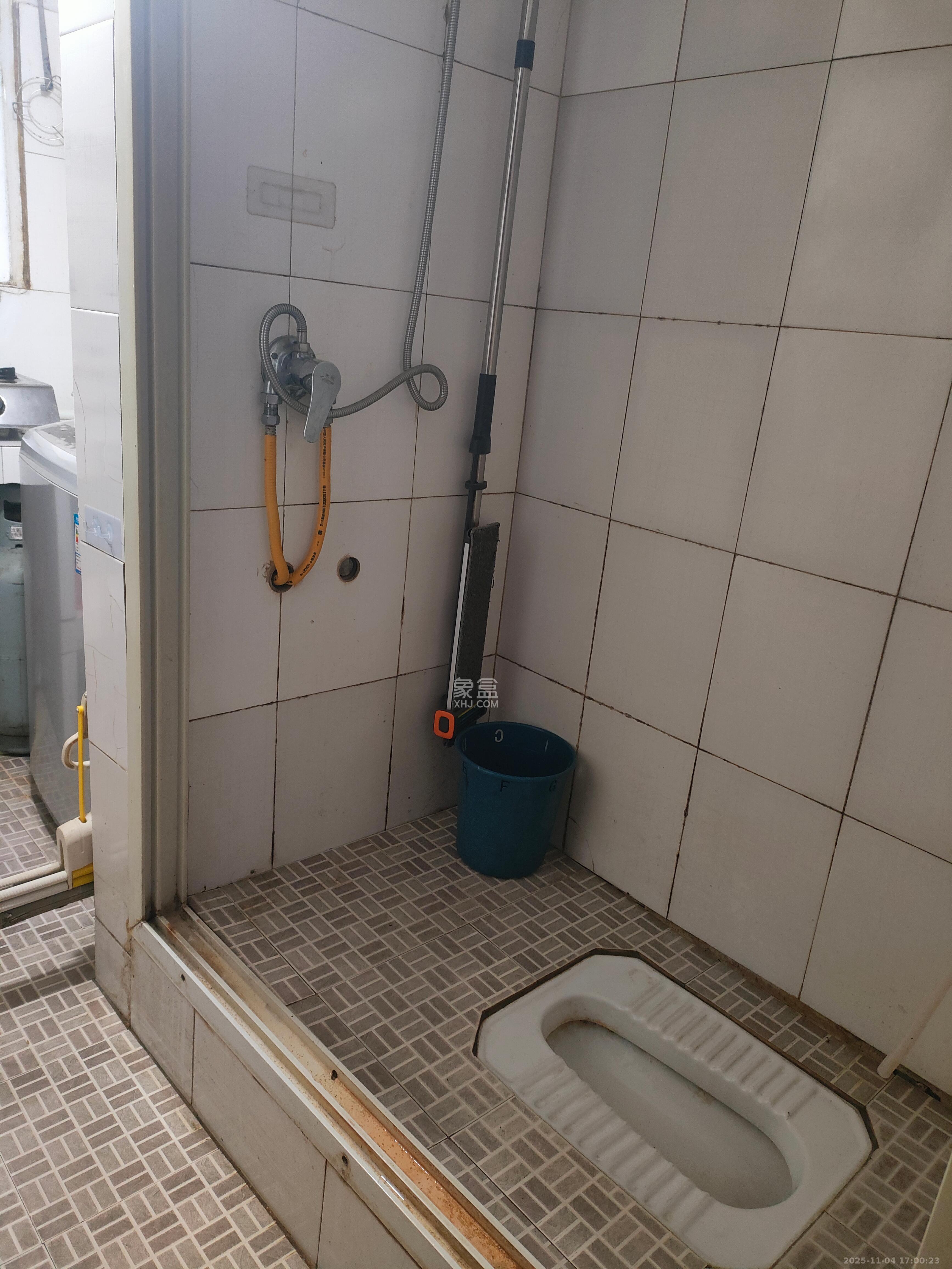 融城花苑 1室1厅1卫 1000.0元/月 融城花苑 1室1厅1卫 1000.0元/月室内图