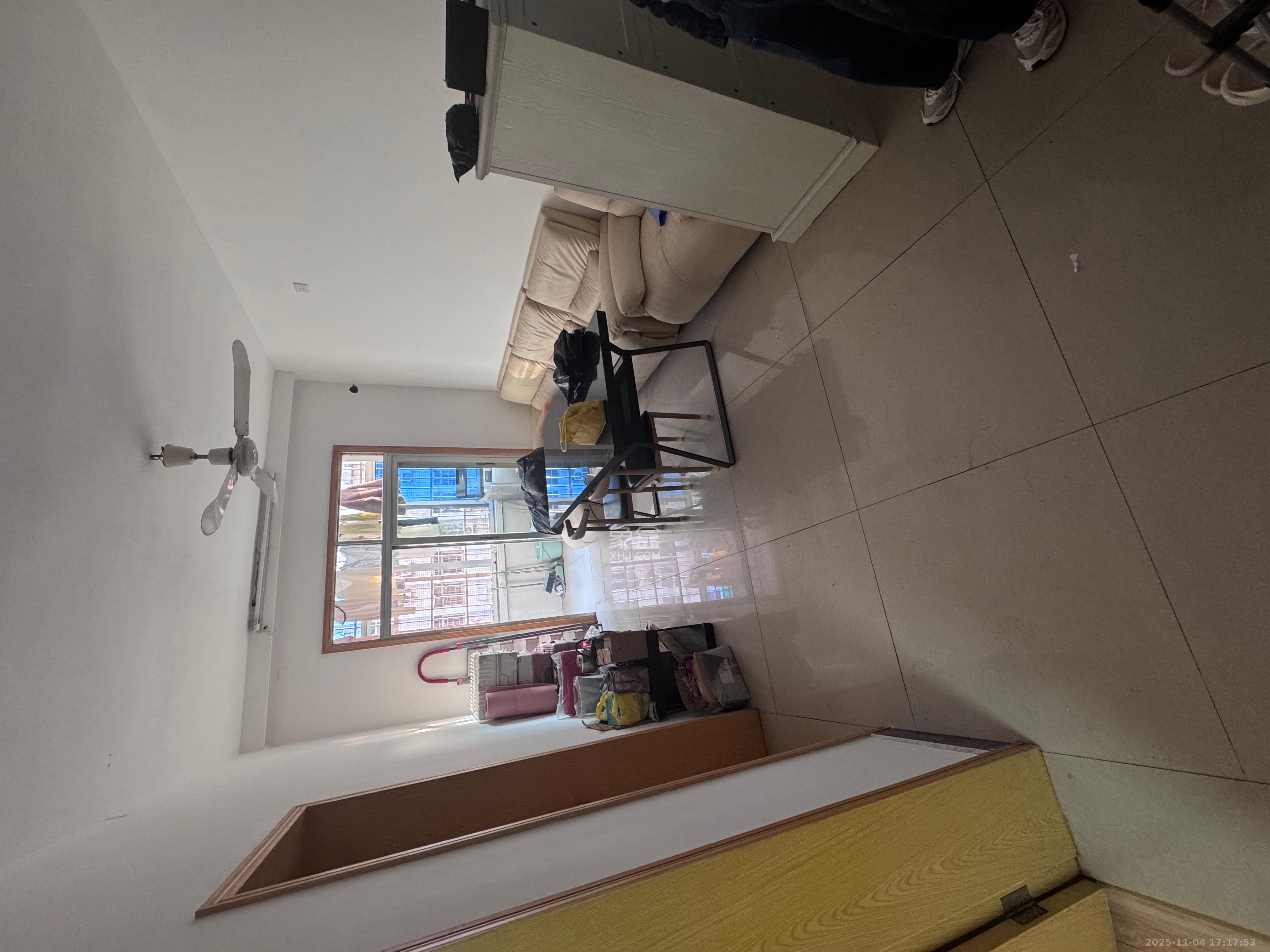 湖商住宅楼 1室1厅1卫 800.0元/月 湖商住宅楼 1室1厅1卫 800.0元/月室内图