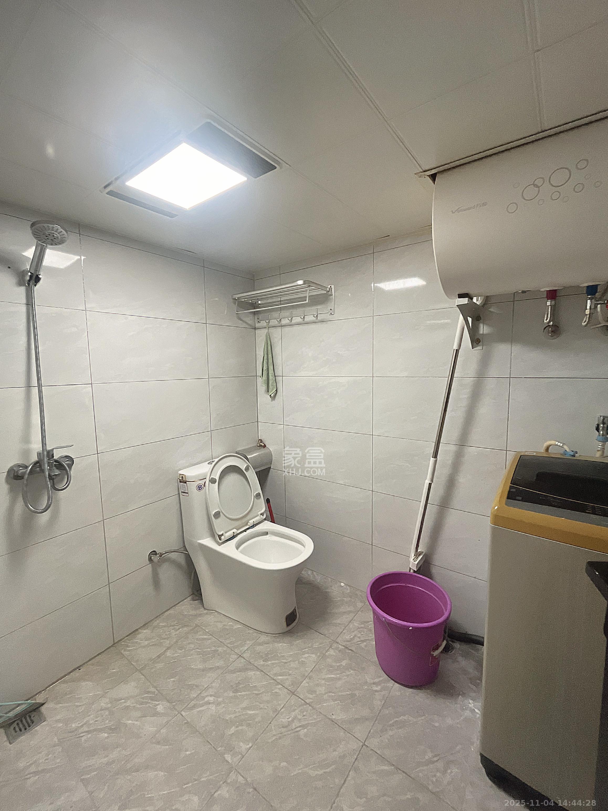 华润琨瑜府  2室1厅1卫    2200.0元/月室内图