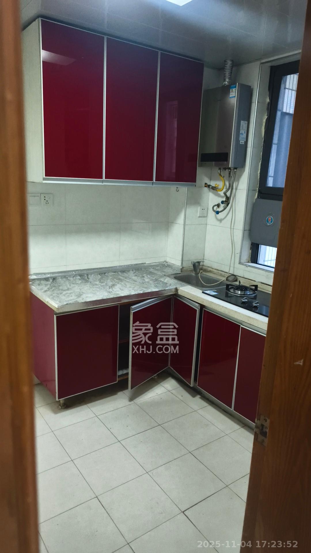 长沙市自来水公司住宅小区(白沙路119号) 2室2厅1卫 2200.0元/月 长沙市自来水公司住宅小区(白沙路119号) 2室2厅1卫 2200.0元/月室内图