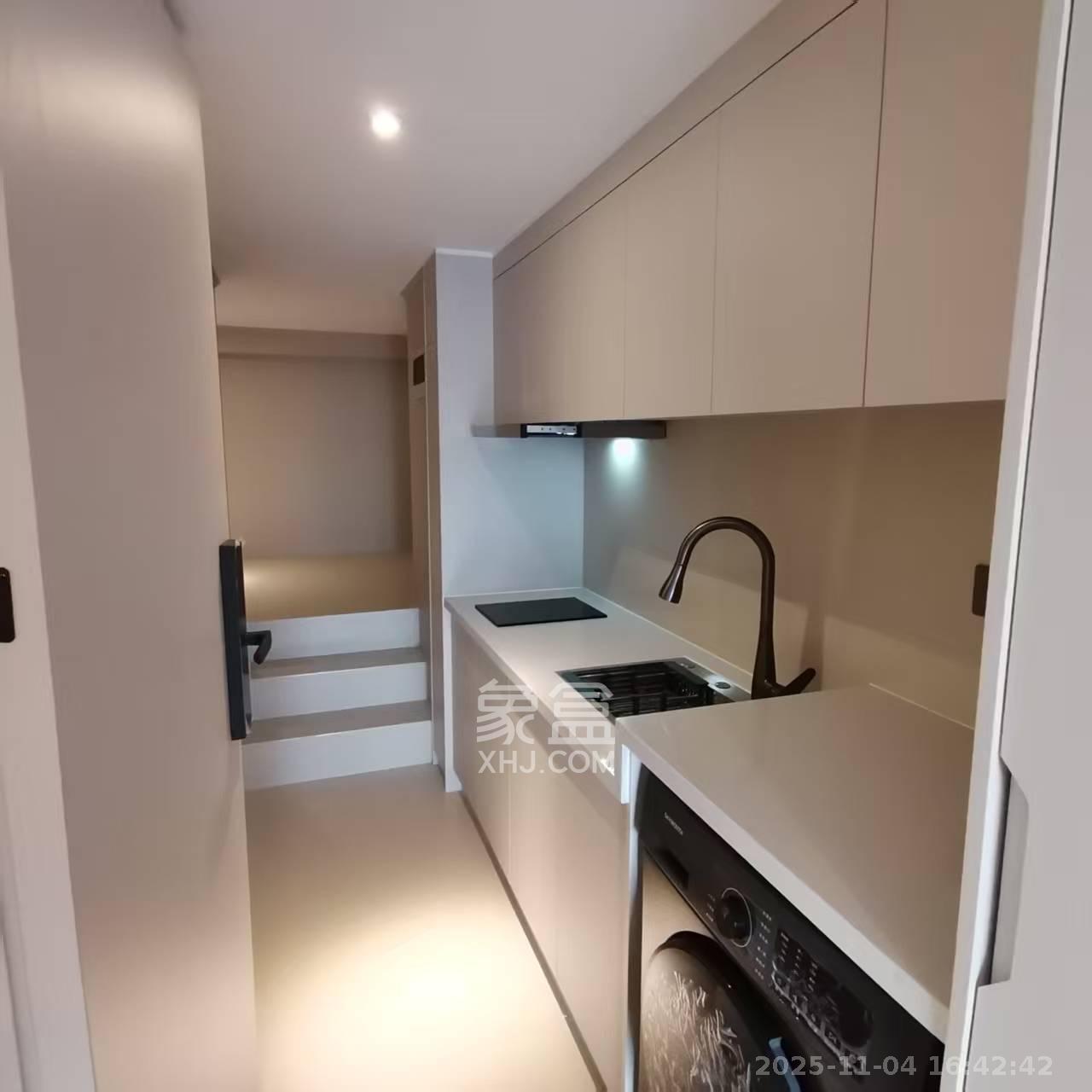 卓越中寰 1室1厅1卫 1550.0元/月 卓越中寰 1室1厅1卫 1550.0元/月室内图