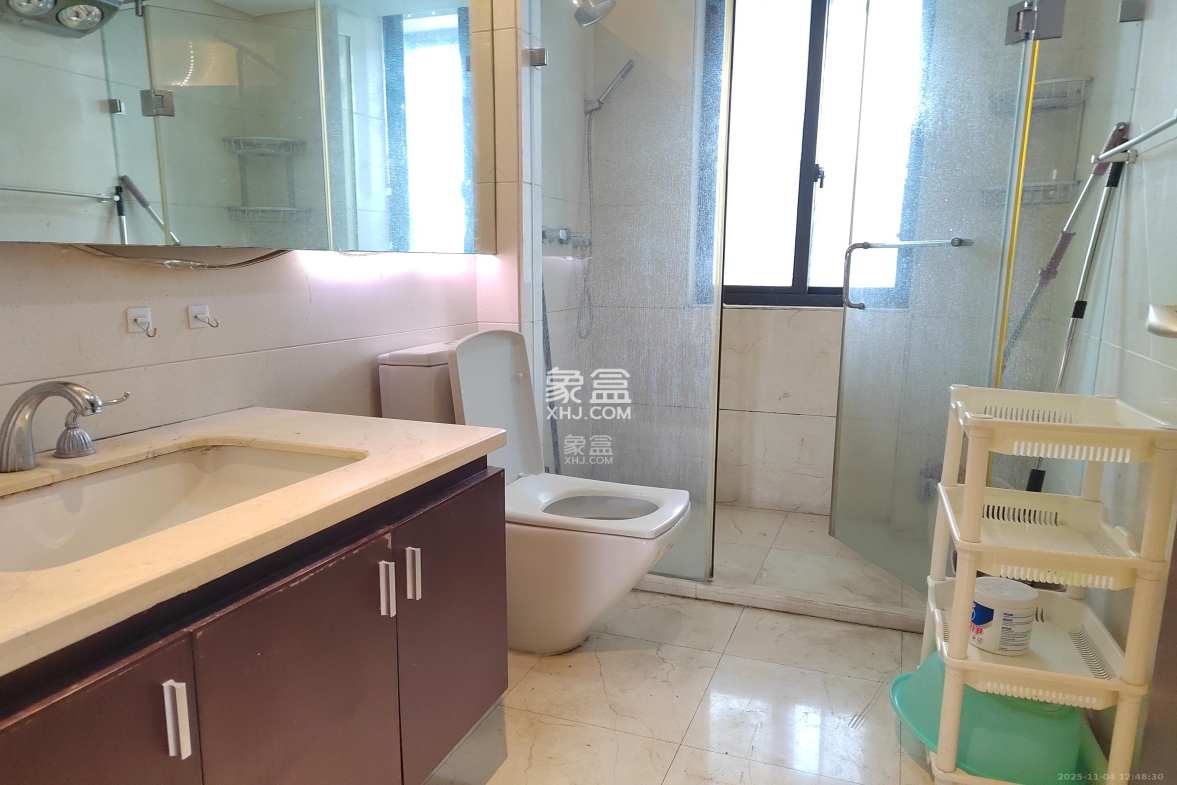 博林金谷 3室2厅2卫 3000.0元/月 博林金谷 3室2厅2卫 3000.0元/月室内图