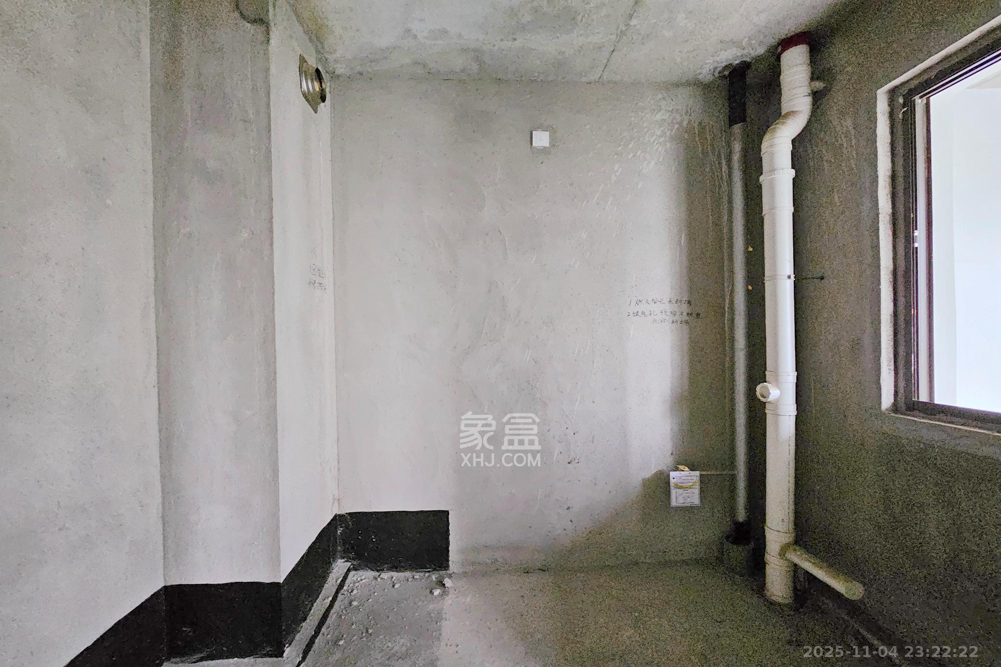 明昇壹城（明昇时代广场）二期  3室2厅2卫    168.0万其他