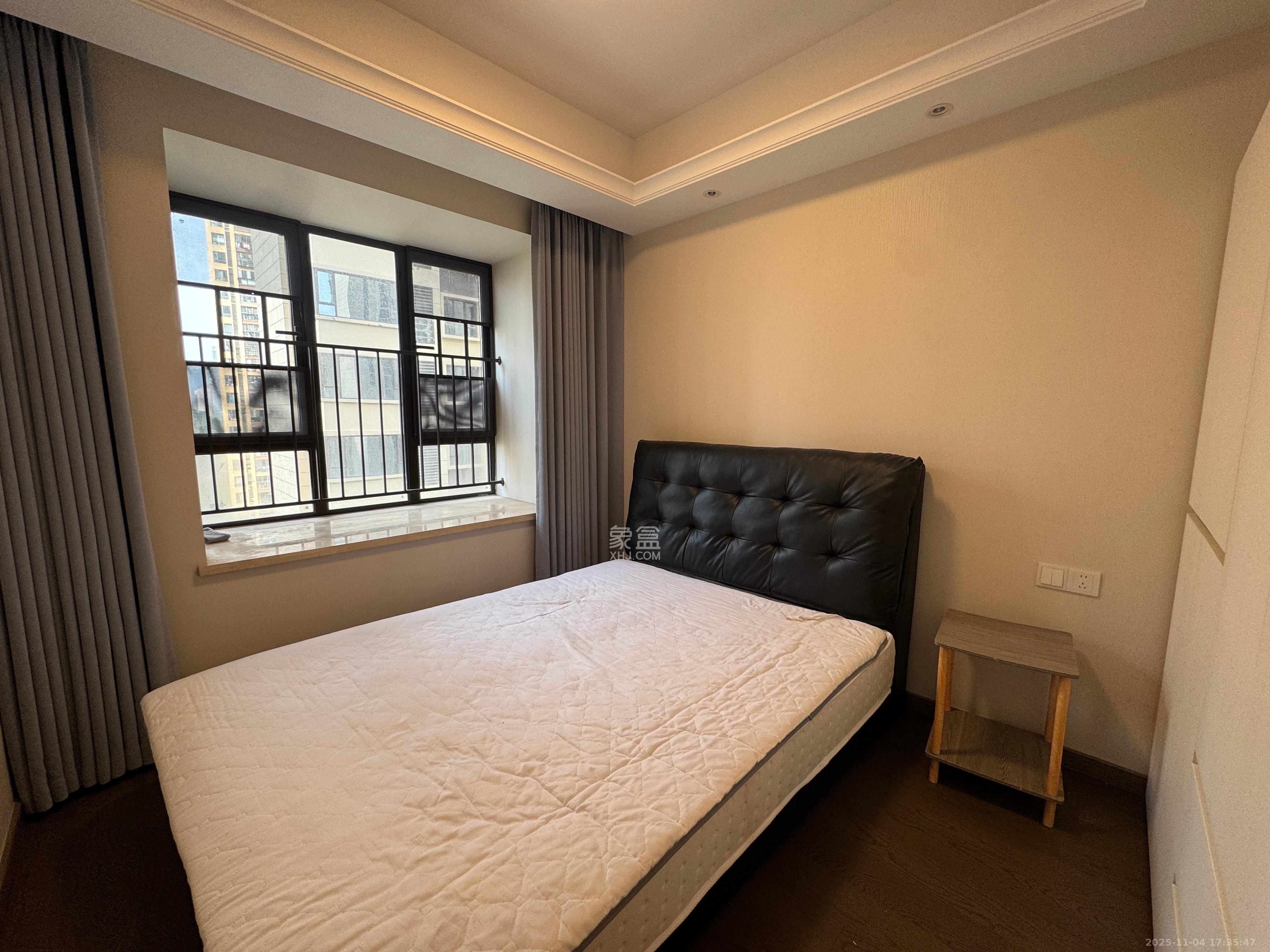 新力铂园（江山云著）  3室2厅2卫    4300.0元/月室内图