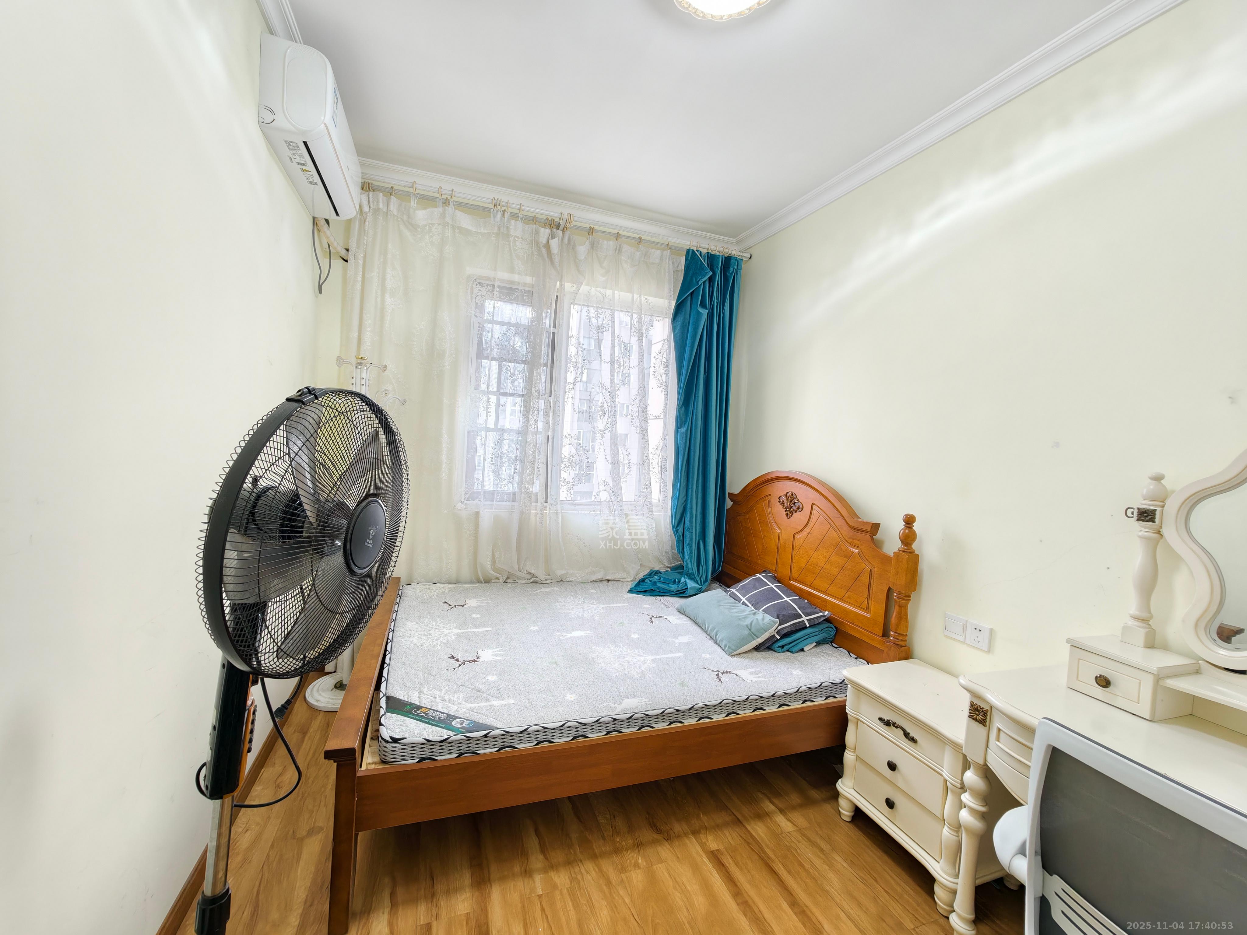 当代滨江MOMA  3室2厅2卫    3200.0元/月室内图