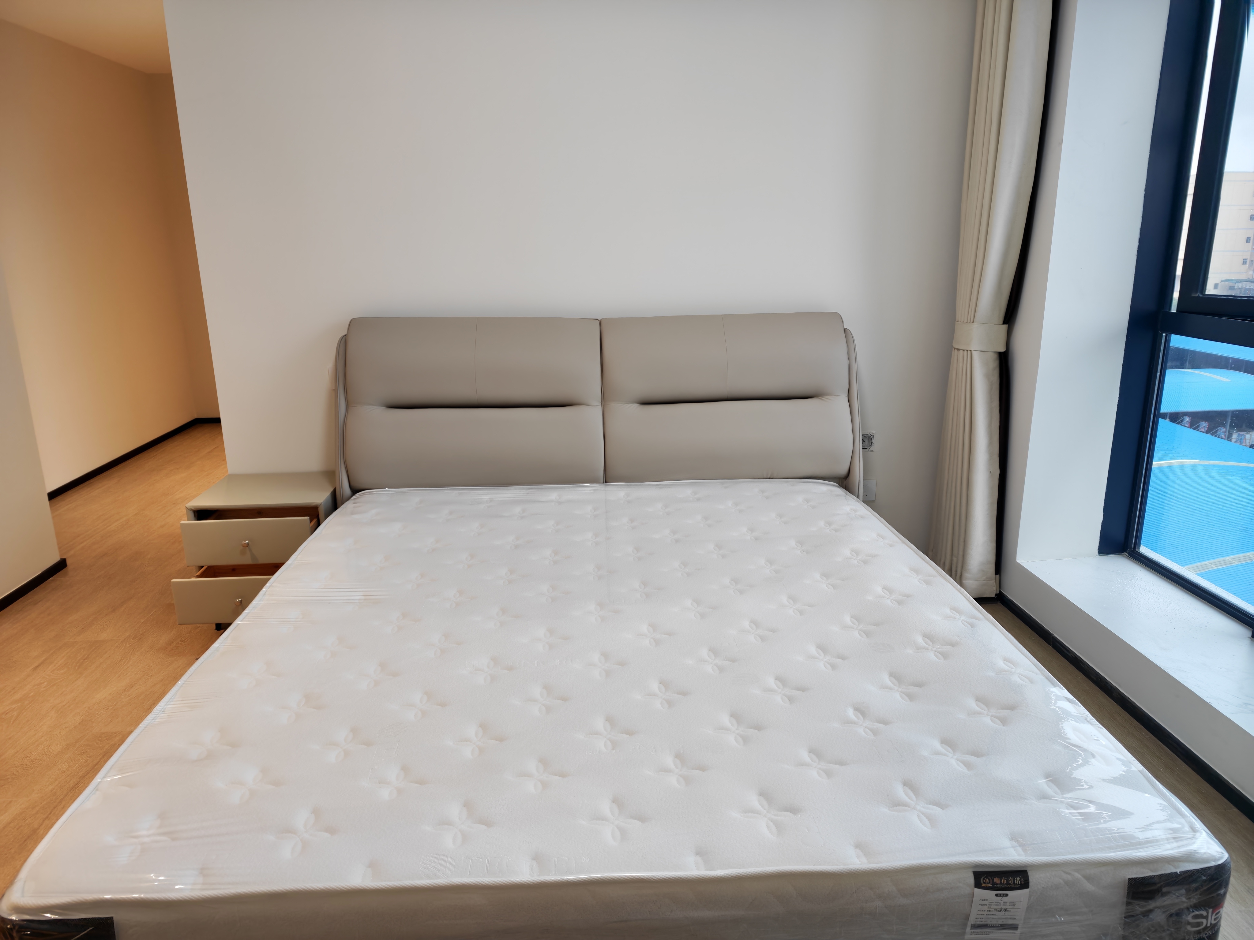 罗牛山璞域 3室2厅2卫 5500.0元/月 罗牛山璞域 3室2厅2卫 5500.0元/月室内图