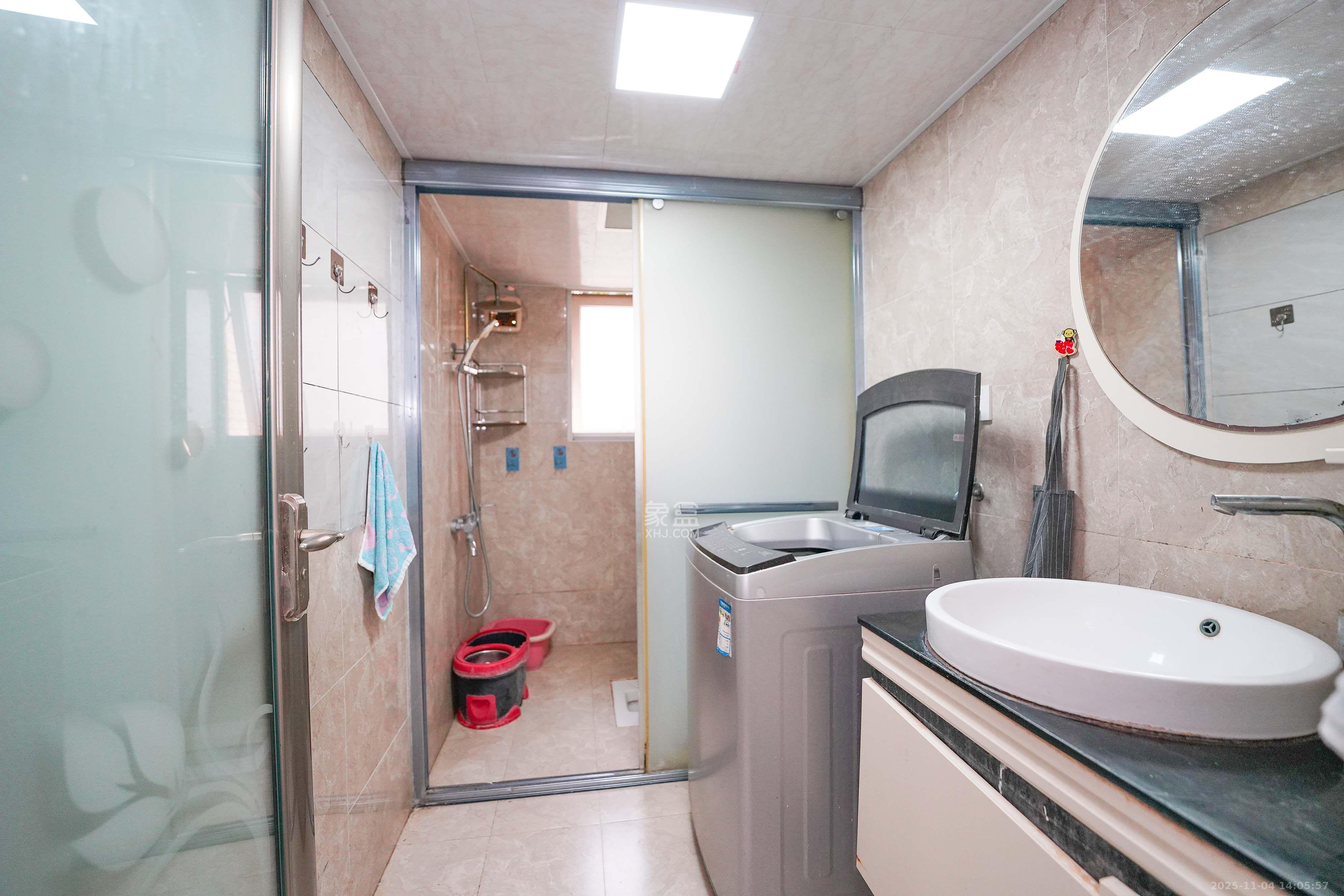 嘉华城（一期）  3室2厅2卫    2500.0元/月室内图