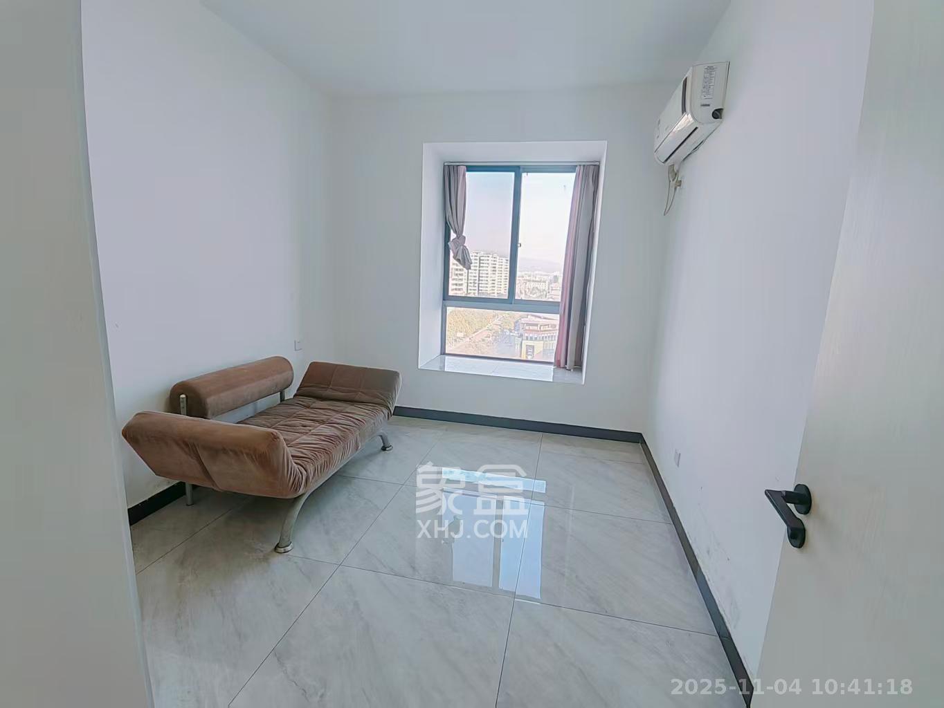 荣升家园(湘江熙岸) 3室2厅2卫 2700.0元/月 荣升家园(湘江熙岸) 3室2厅2卫 2700.0元/月室内图