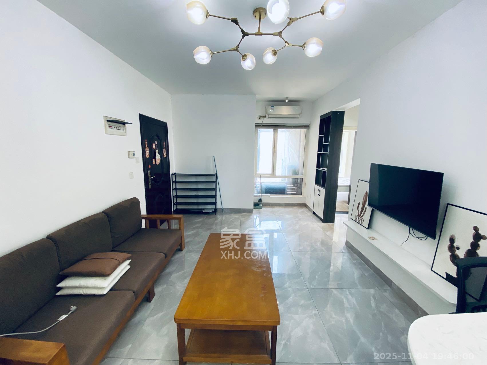 尚上美寓  2室1厅1卫    2500.0元/月