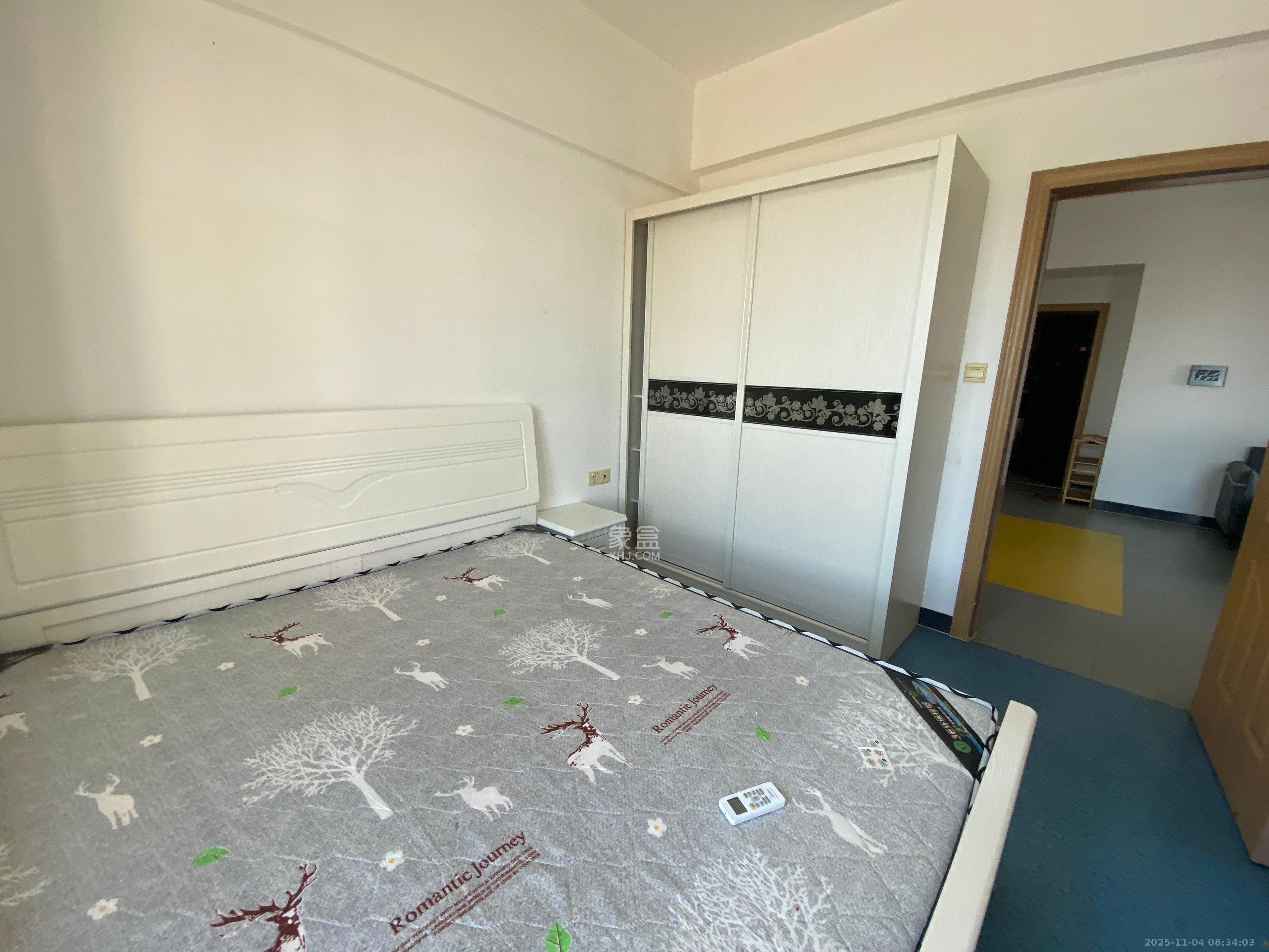 地华梅溪湖畔 2室2厅1卫 2000.0元/月 地华梅溪湖畔 2室2厅1卫 2000.0元/月室内图