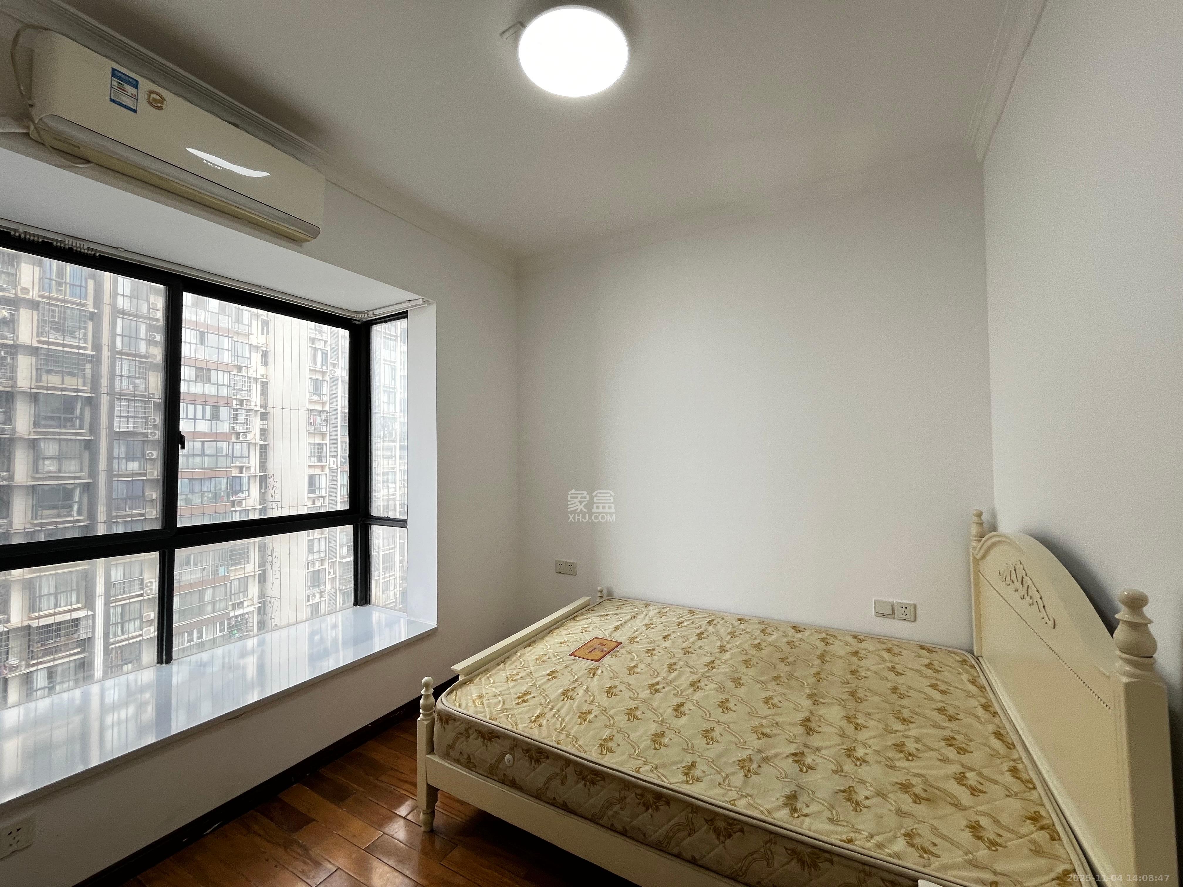 城南故事家园 3室2厅1卫 2300.0元/月 城南故事家园 3室2厅1卫 2300.0元/月室内图