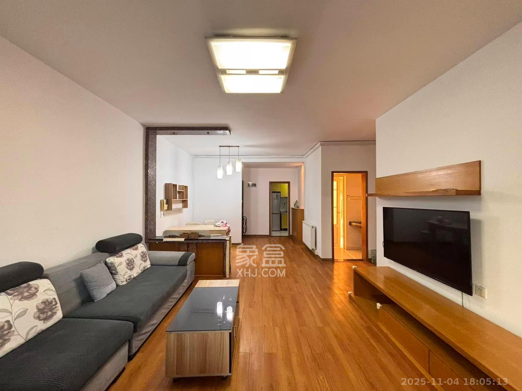 金凤滩家园  2室2厅1卫    2200.0元/月室内图