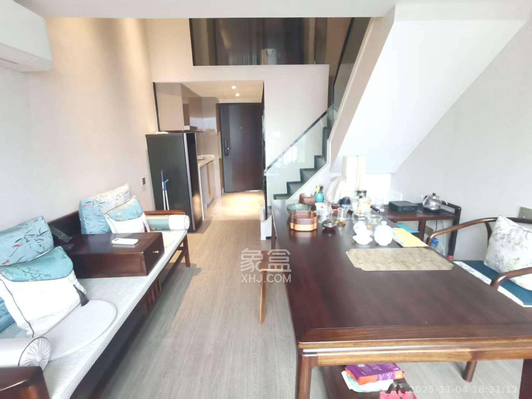 中一鲲出（鲲鹏府）  2室1厅1卫    2400.0元/月室内图1