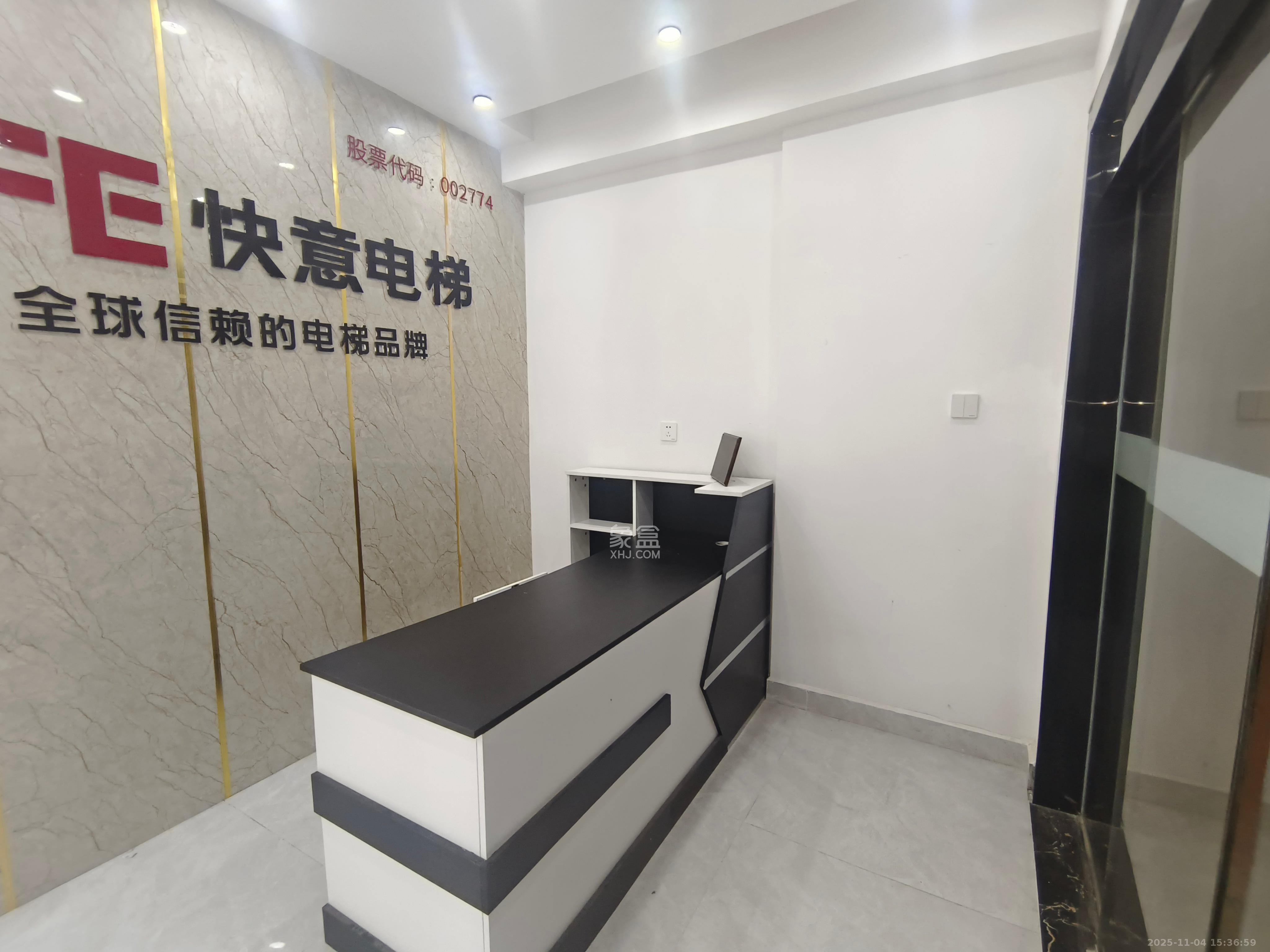 新世界广场  1室1厅1卫    7200.0元/月室内图