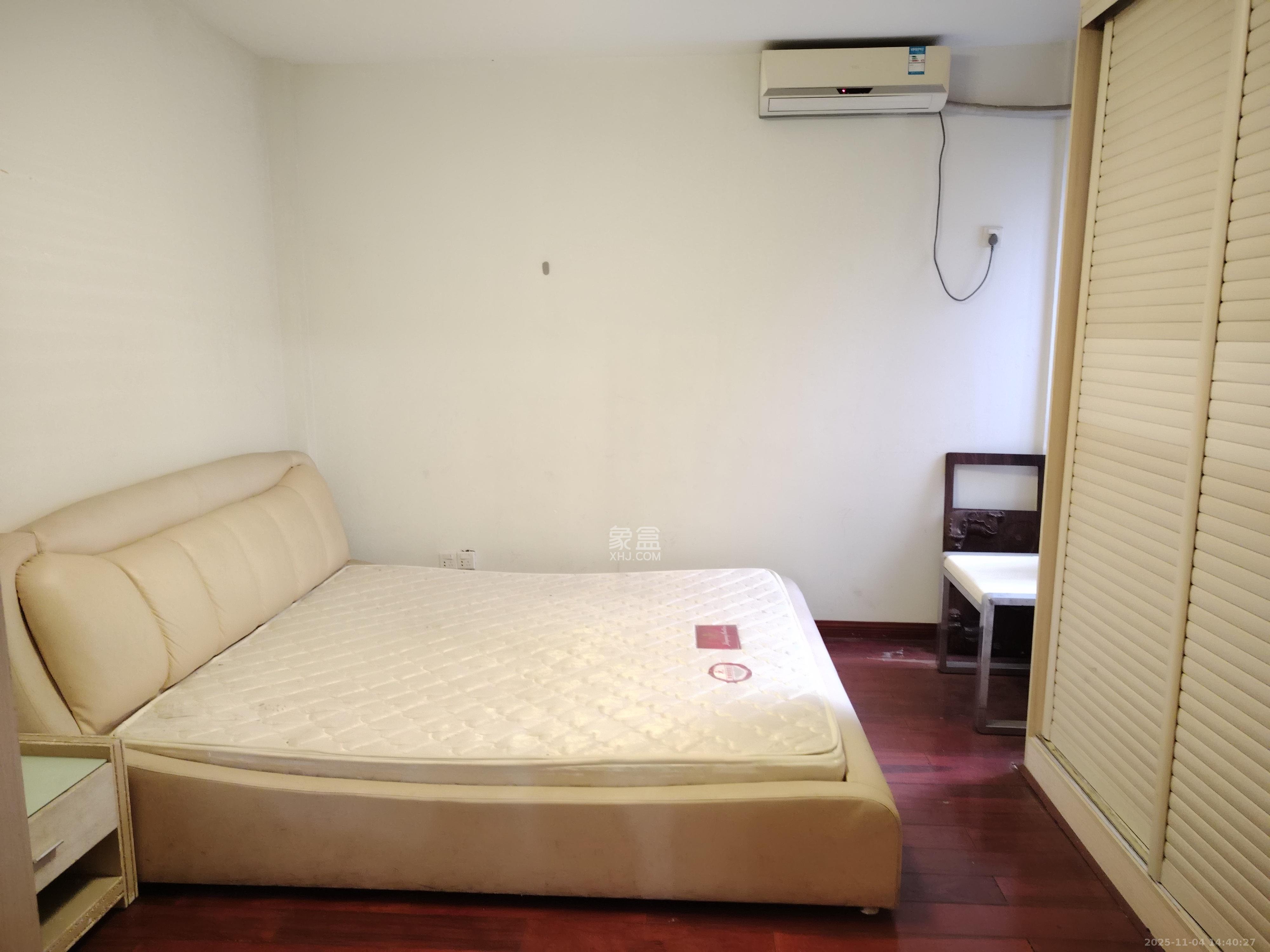 梅苑家园 3室2厅2卫 1800.0元/月 梅苑家园 3室2厅2卫 1800.0元/月室内图