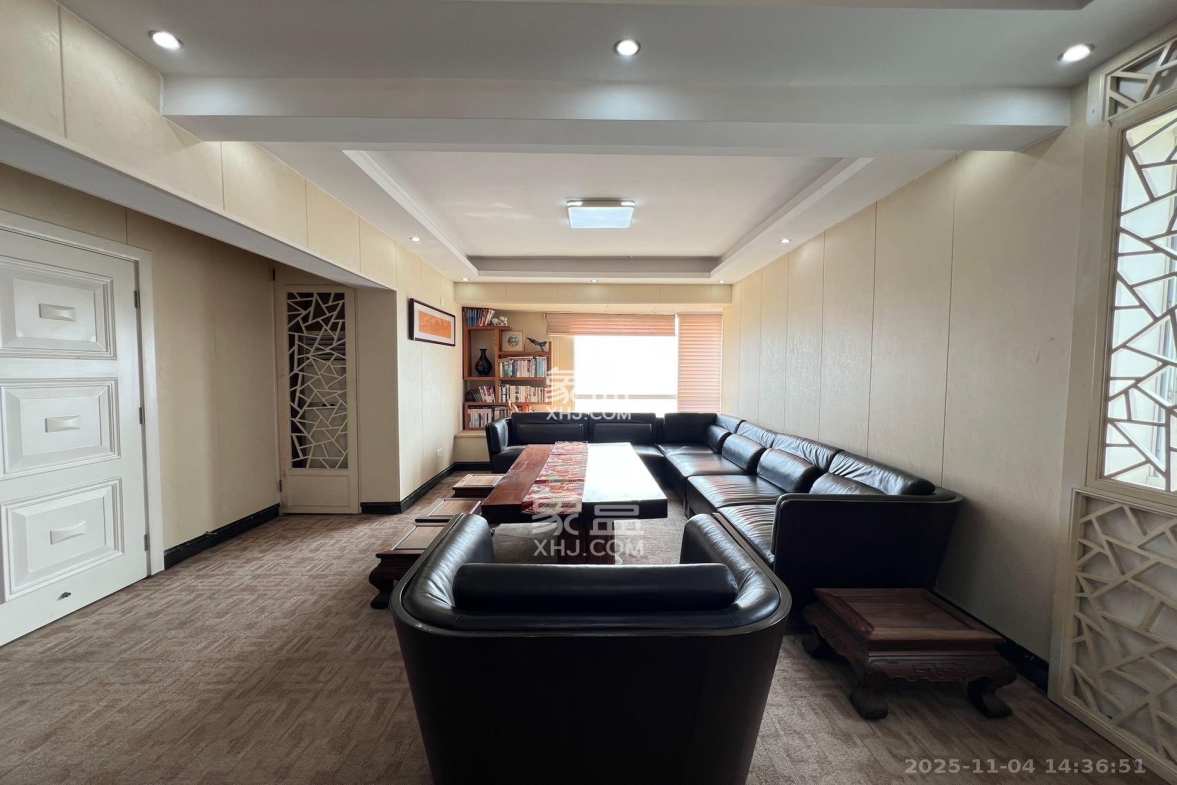 兰亭峰景 3室2厅1卫 5500.0元/月 兰亭峰景 3室2厅1卫 5500.0元/月室内图