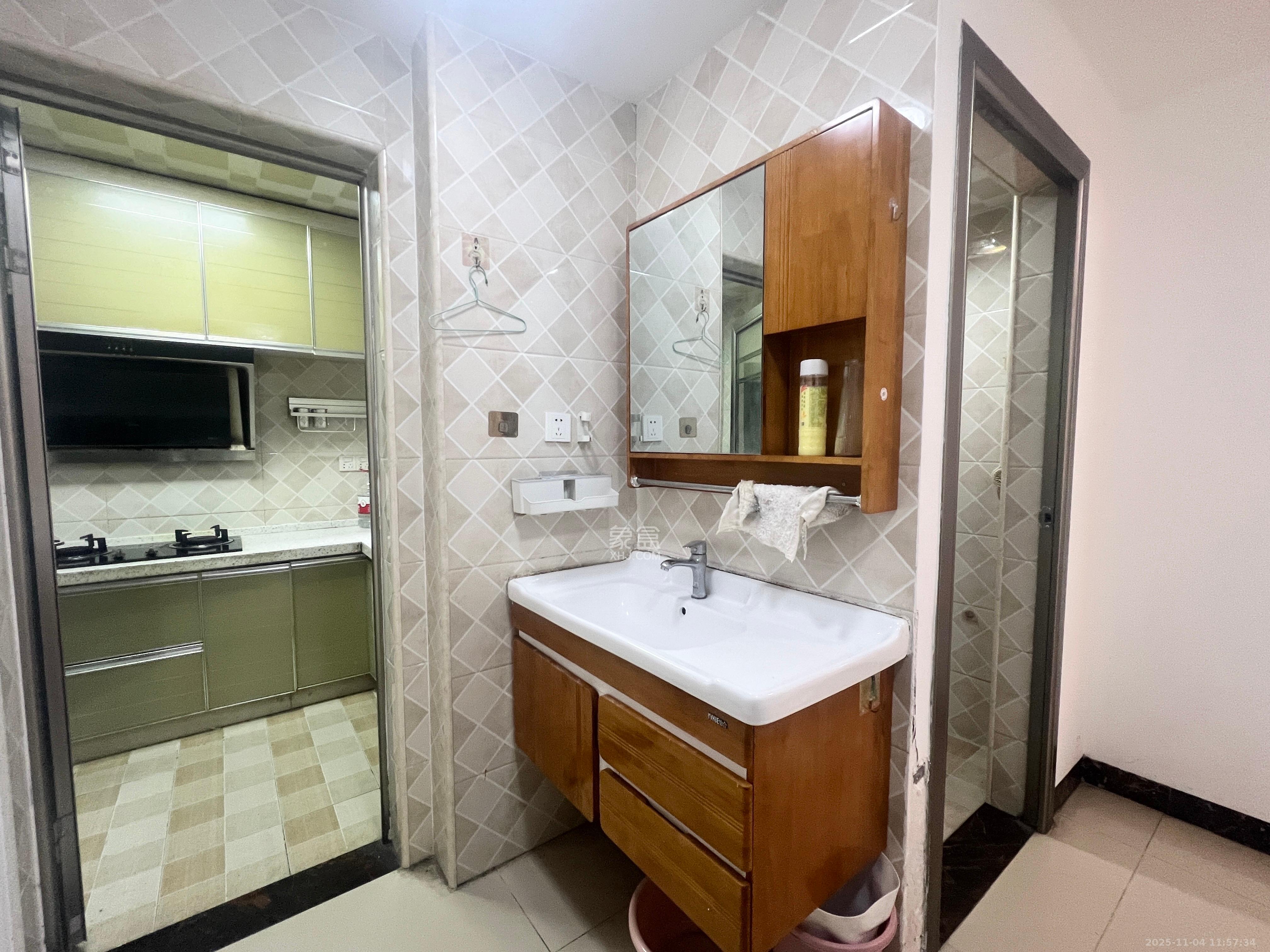 爱琴海岸 3室1厅1卫 1400.0元/月 爱琴海岸 3室1厅1卫 1400.0元/月室内图