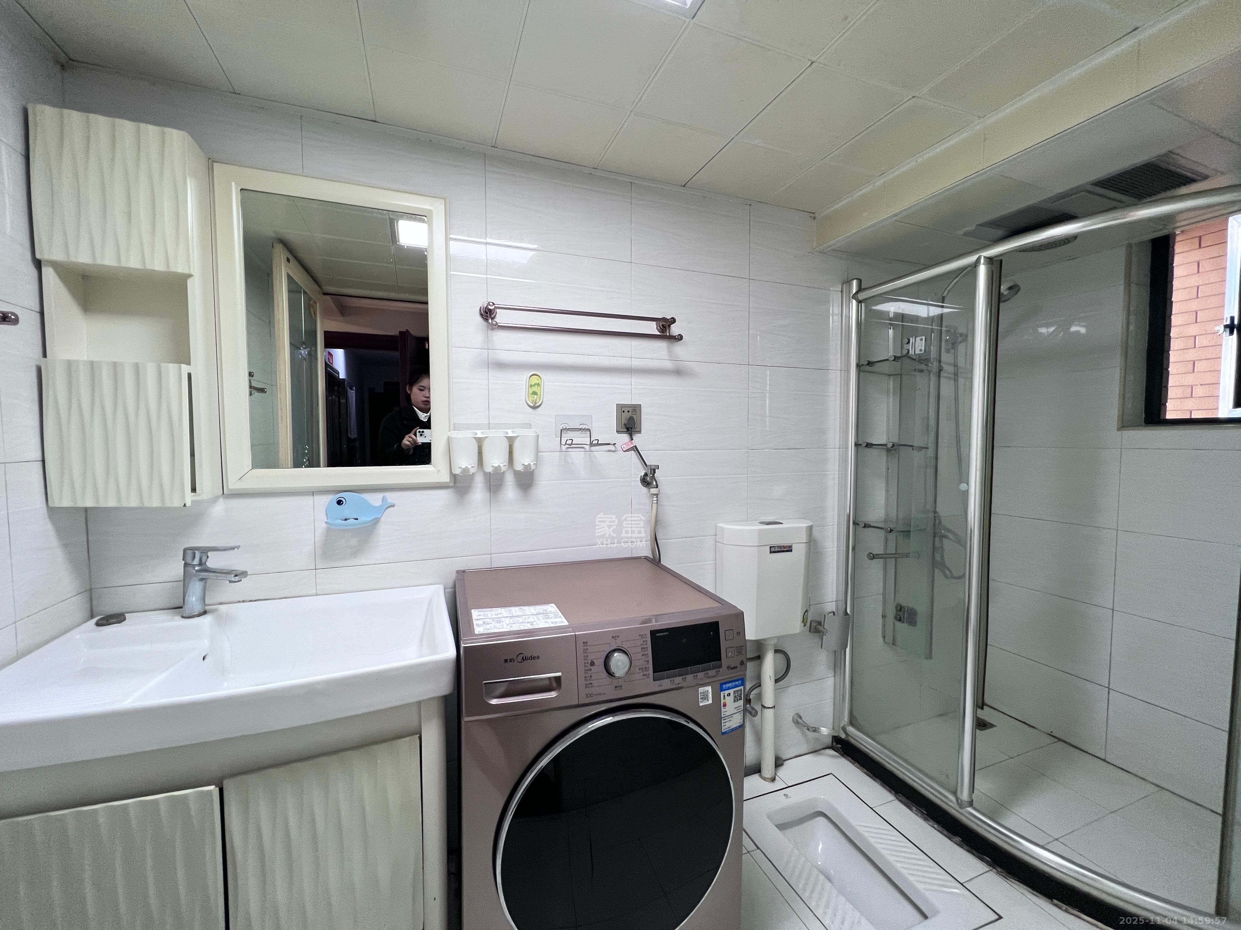 东玺门 2室2厅1卫 2500.0元/月 东玺门 2室2厅1卫 2500.0元/月室内图