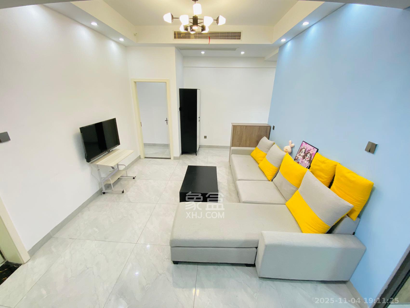 江南华府  2室1厅1卫    2400.0元/月室内图