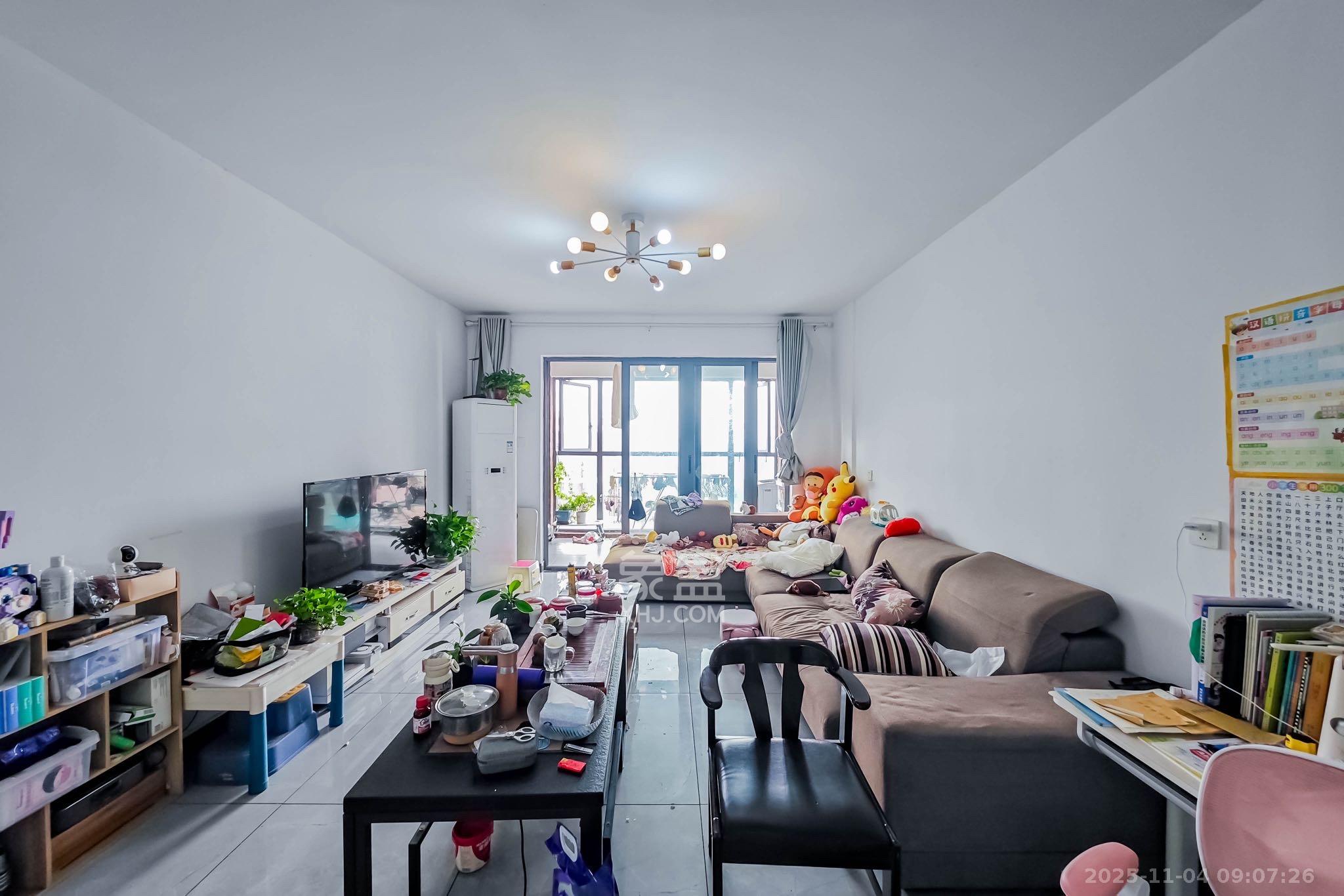 半山壹号 3室2厅1卫 2500.0元/月 半山壹号 3室2厅1卫 2500.0元/月室内图