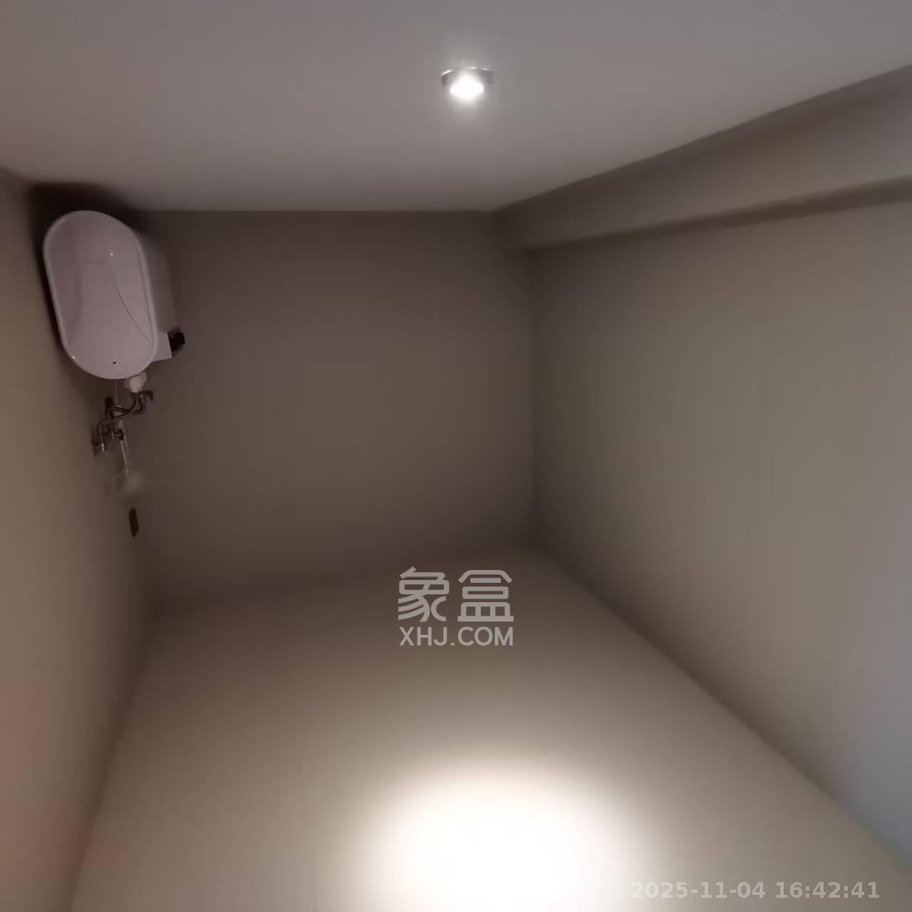 卓越中寰 1室1厅1卫 1550.0元/月 卓越中寰 1室1厅1卫 1550.0元/月室内图