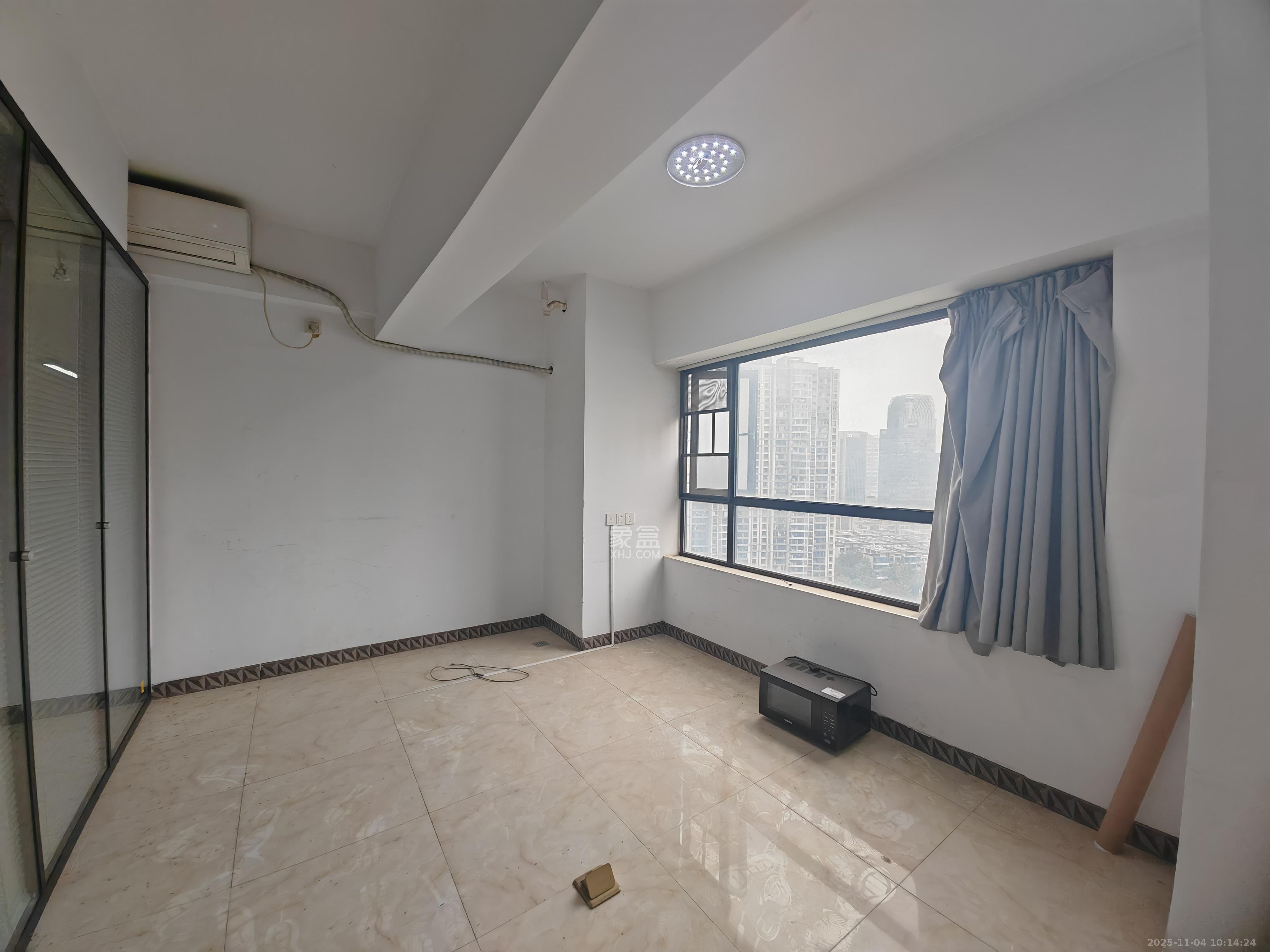 当代滨江MOMA  2室2厅2卫    4000.0元/月室内图