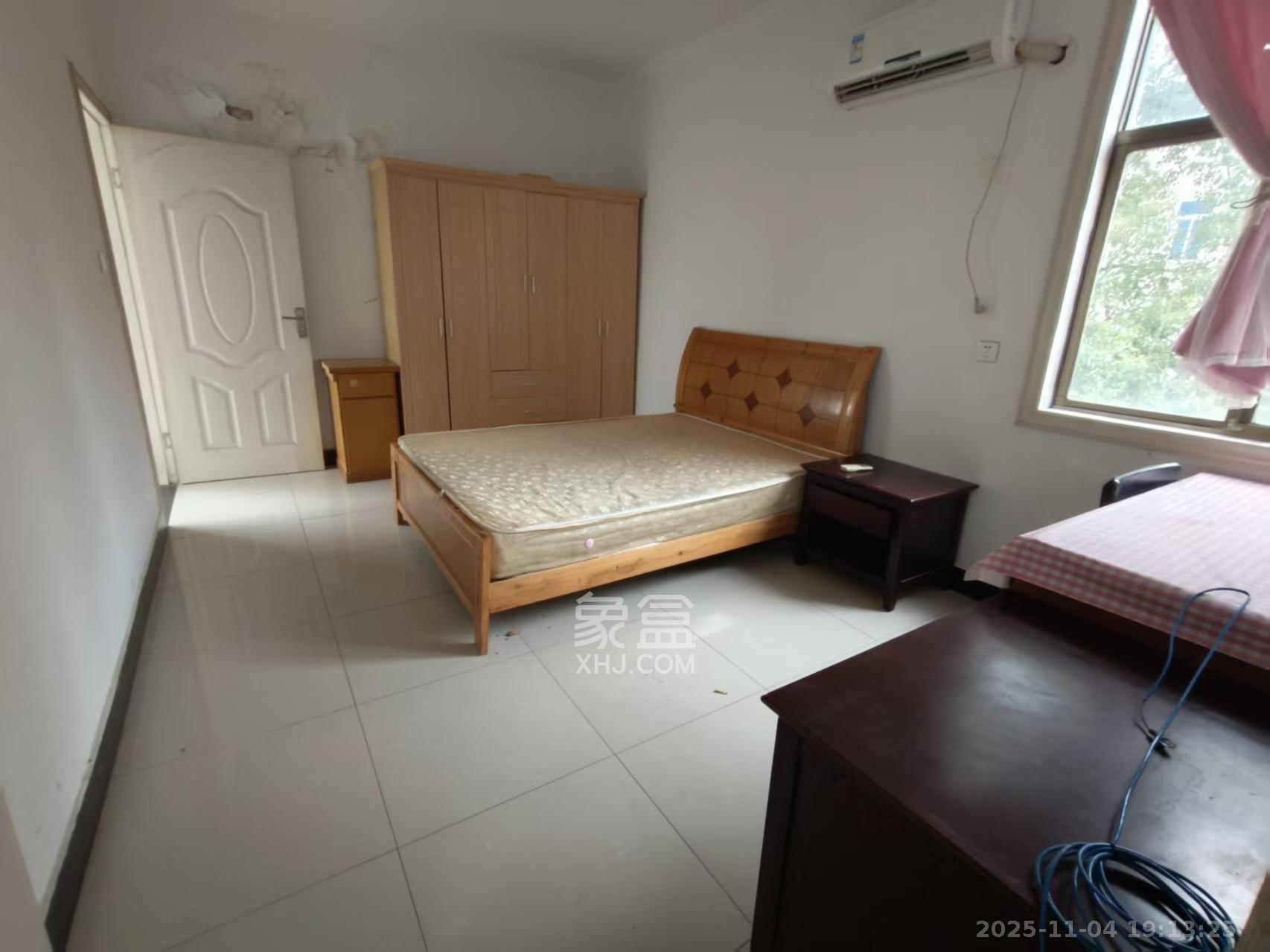 人民新村  1室0厅0卫    1600.0元/月室内图