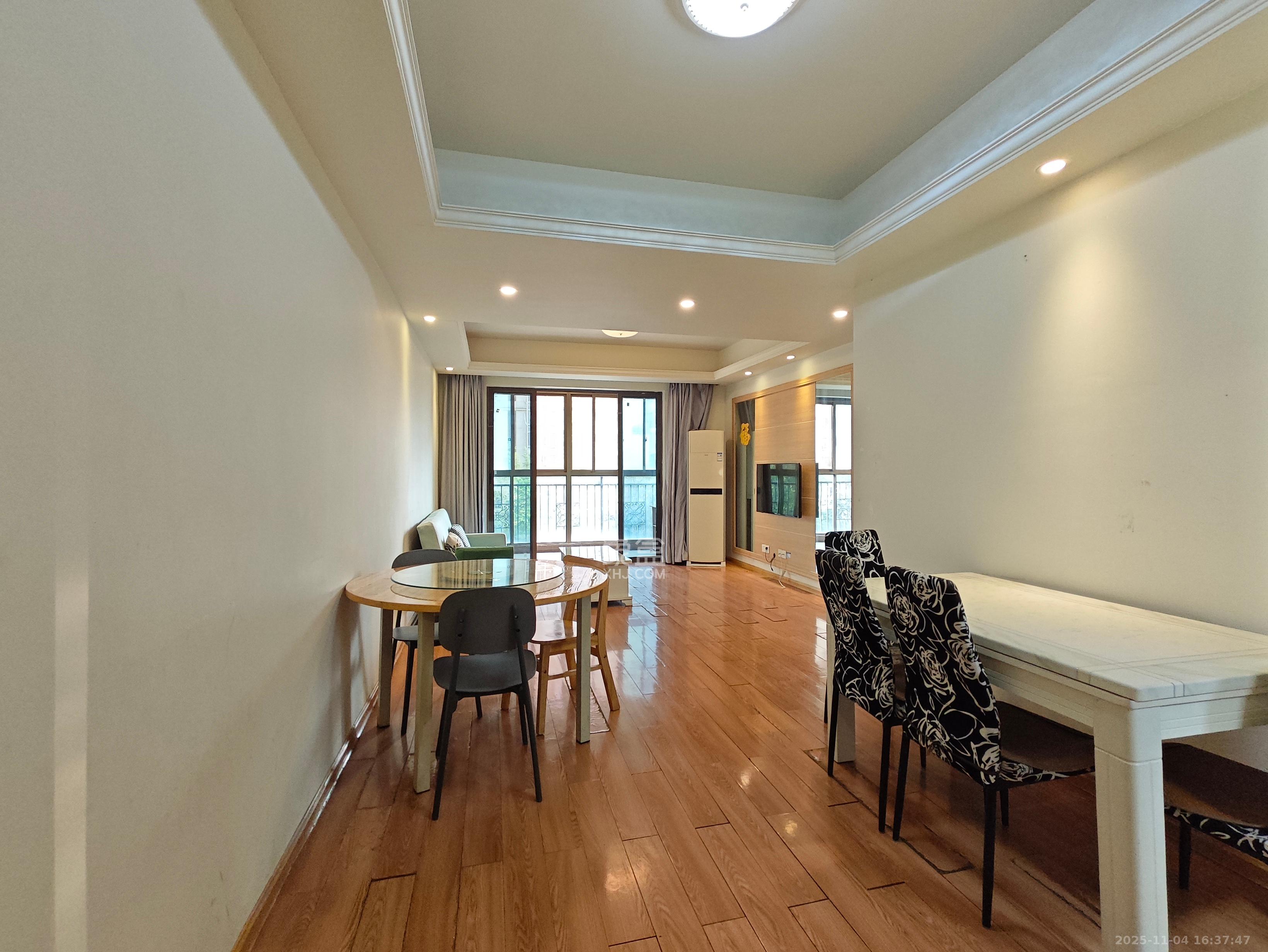 江山帝景哈佛  2室2厅1卫    1600.0元/月