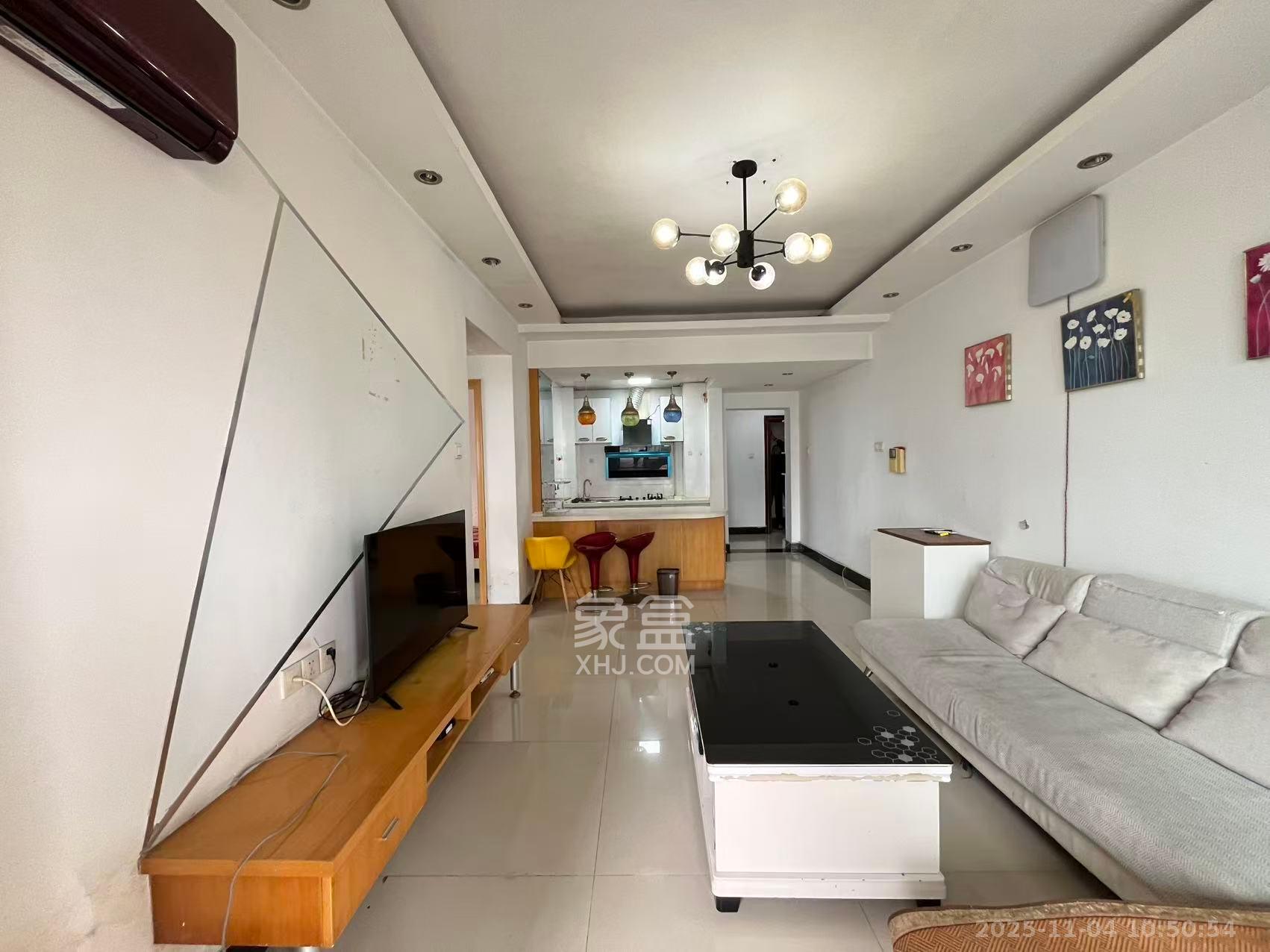 银港水晶城  2室2厅1卫    1900.0元/月室内图