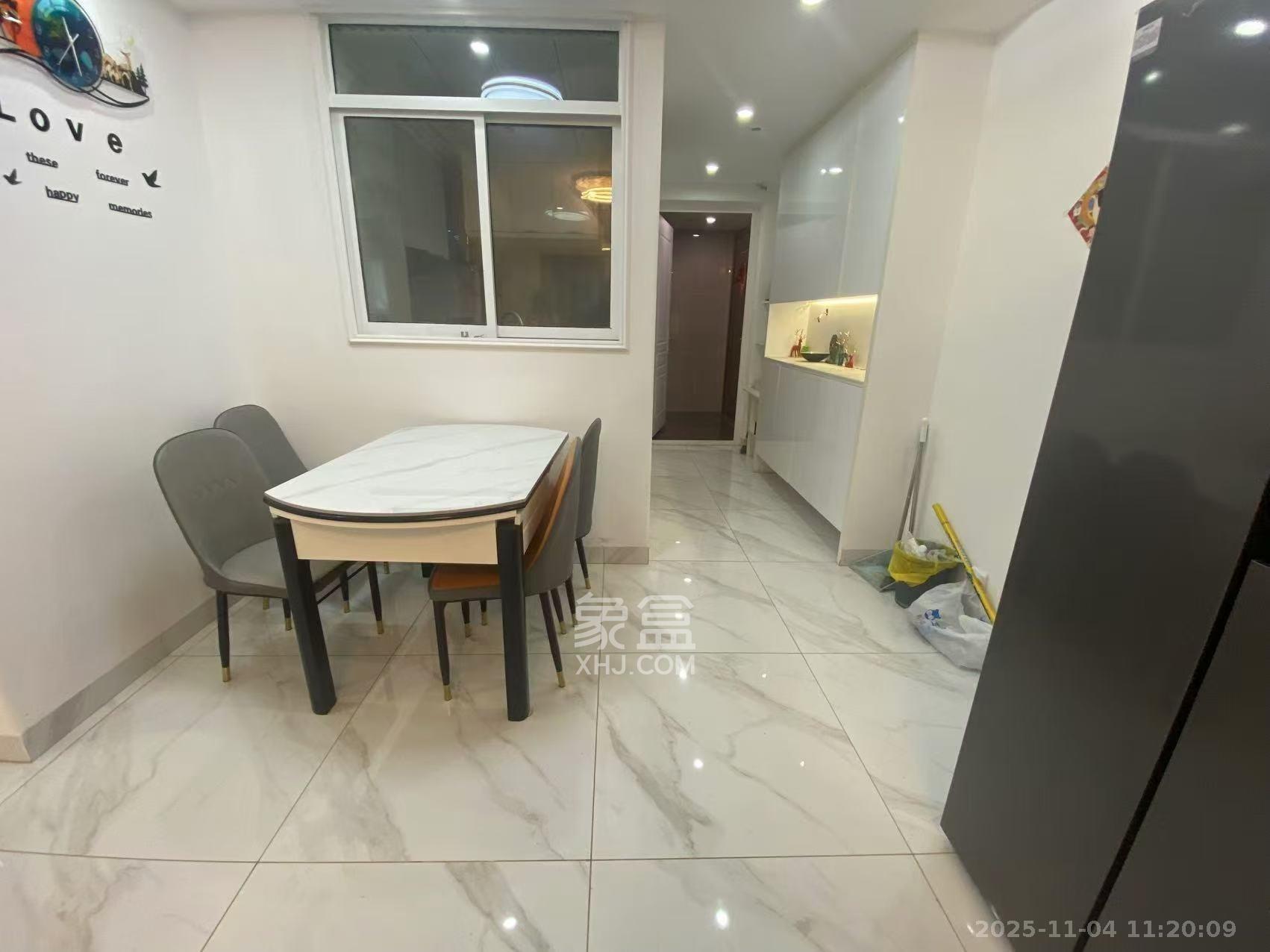 阳光城檀悦 2室1厅1卫 4200.0元/月 阳光城檀悦 2室1厅1卫 4200.0元/月室内图