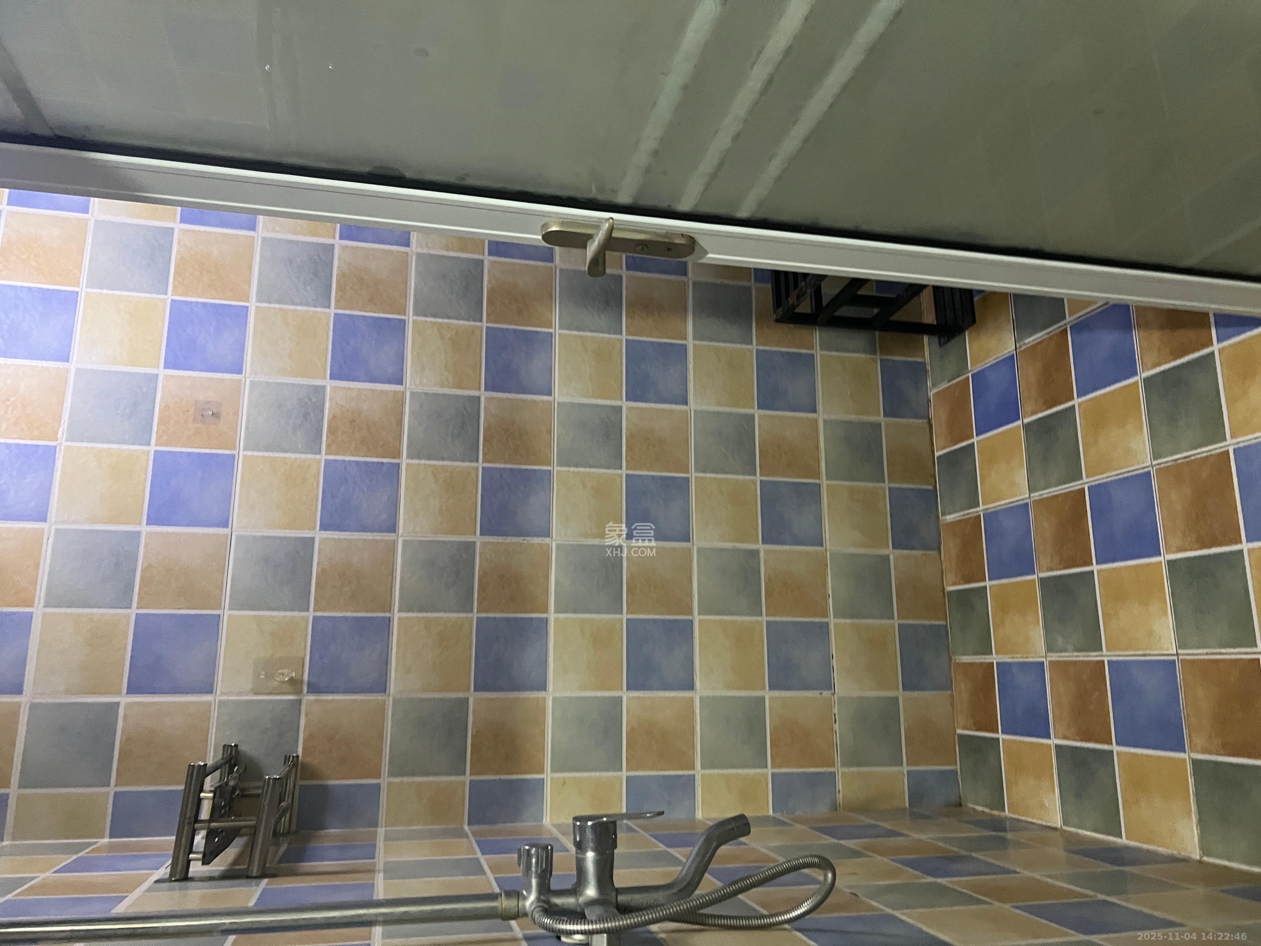 摩天一号  1室1厅1卫    2000.0元/月室内图