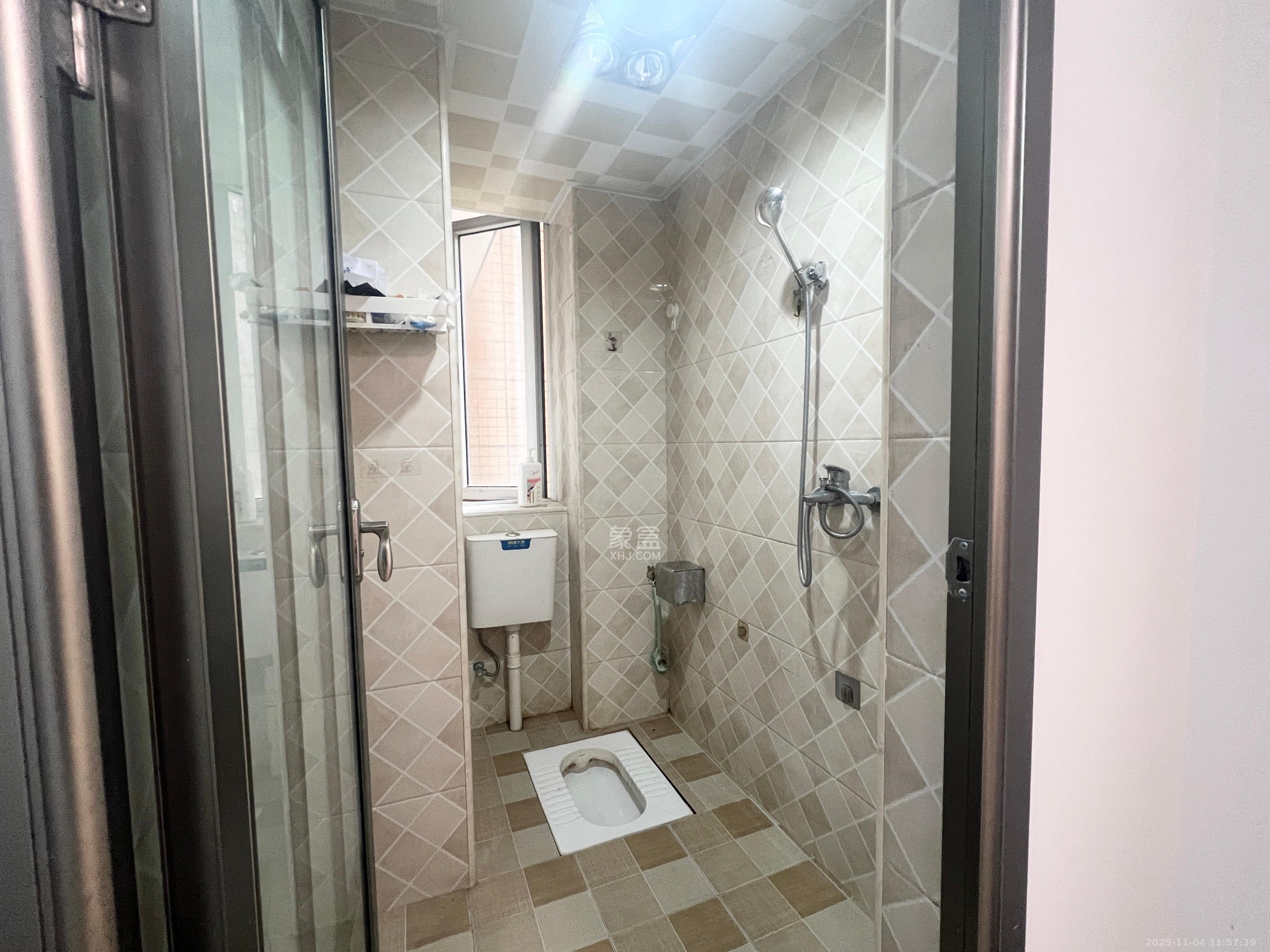 爱琴海岸 3室1厅1卫 1400.0元/月 爱琴海岸 3室1厅1卫 1400.0元/月室内图